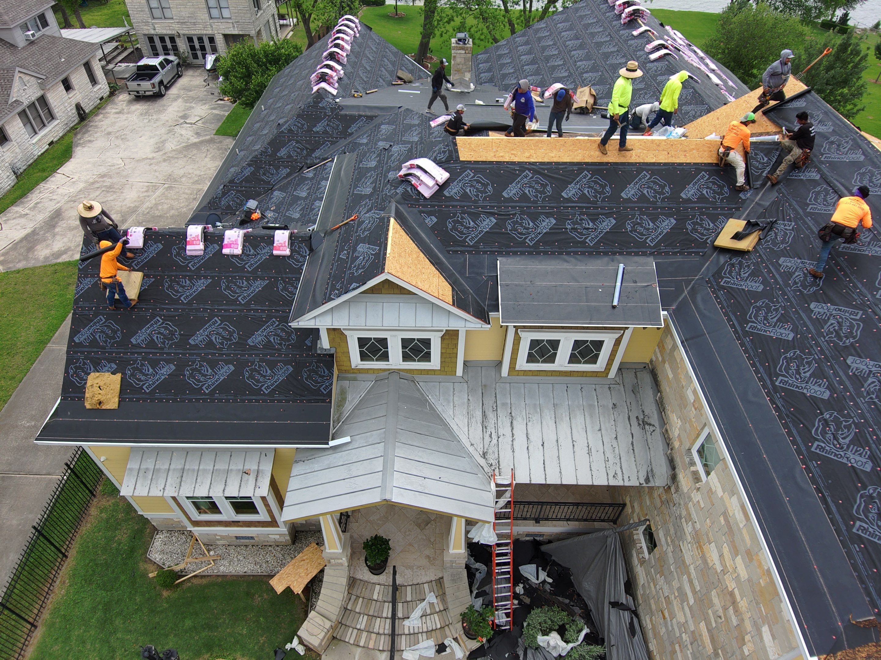 Residential Roofing Installation using Owen's Corning Duration (Lifetime) Shingles by Roof Repair Company