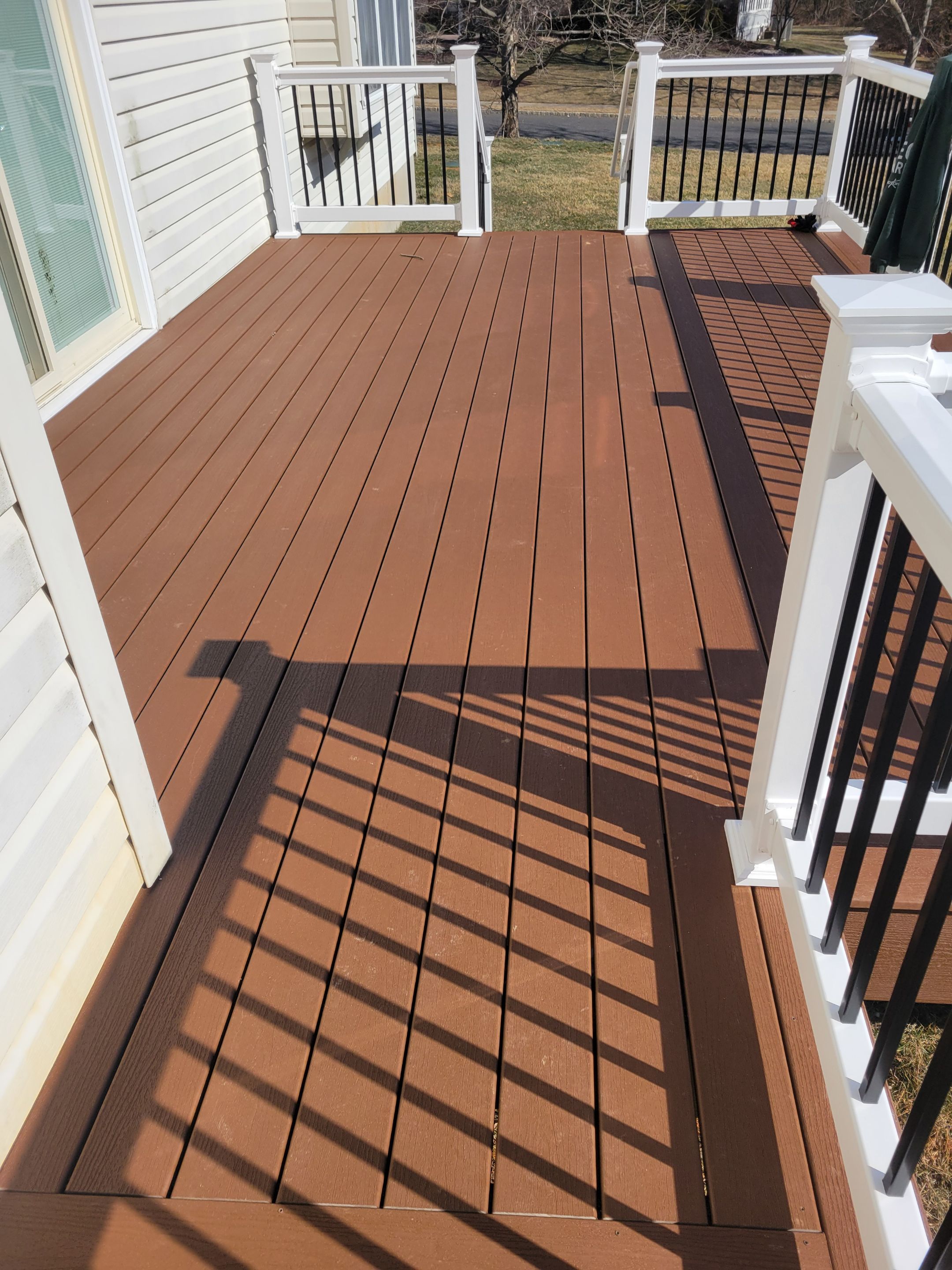 New Deck in Manalapan, New Jersey by deck guardian