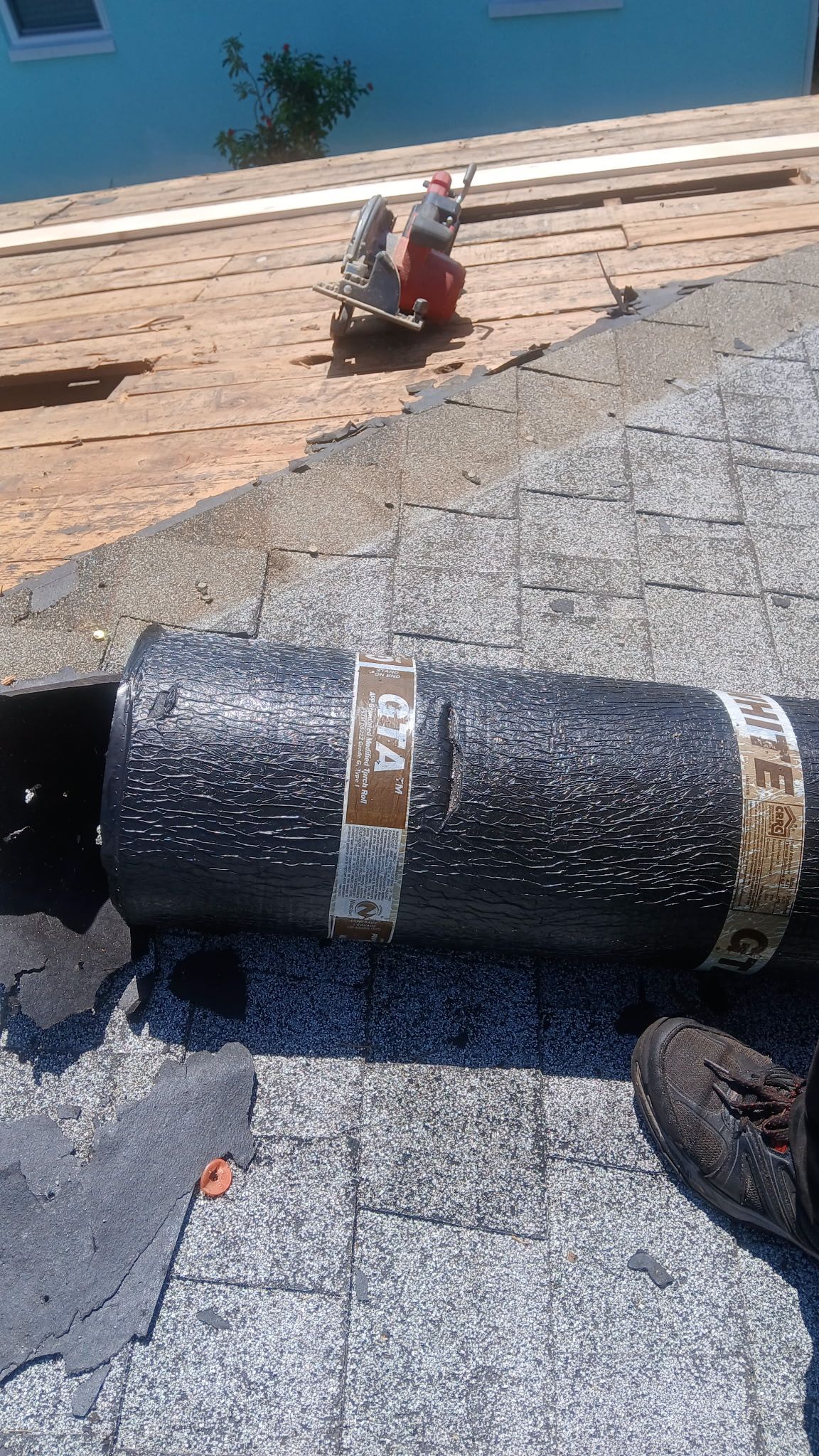 Project in St. Petersburg 33710 by Mitchell Roofing Company LLC 