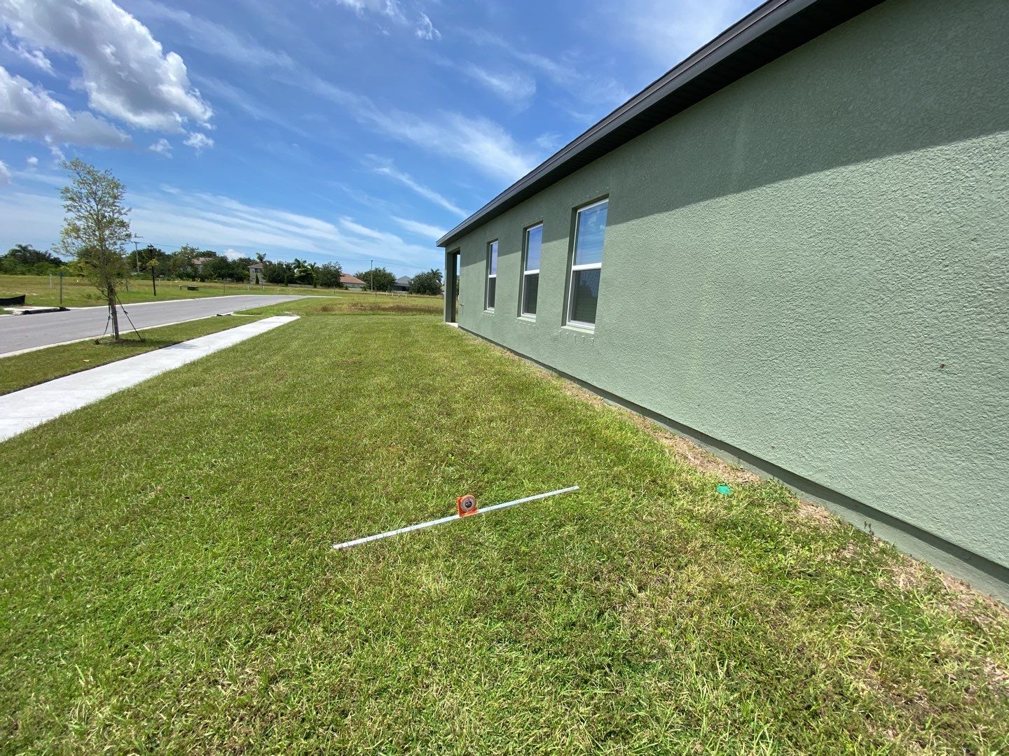 Ruskin, FL  6 ft. Tall White Vinyl Privacy Fence  by Asap fence and gates, LLC