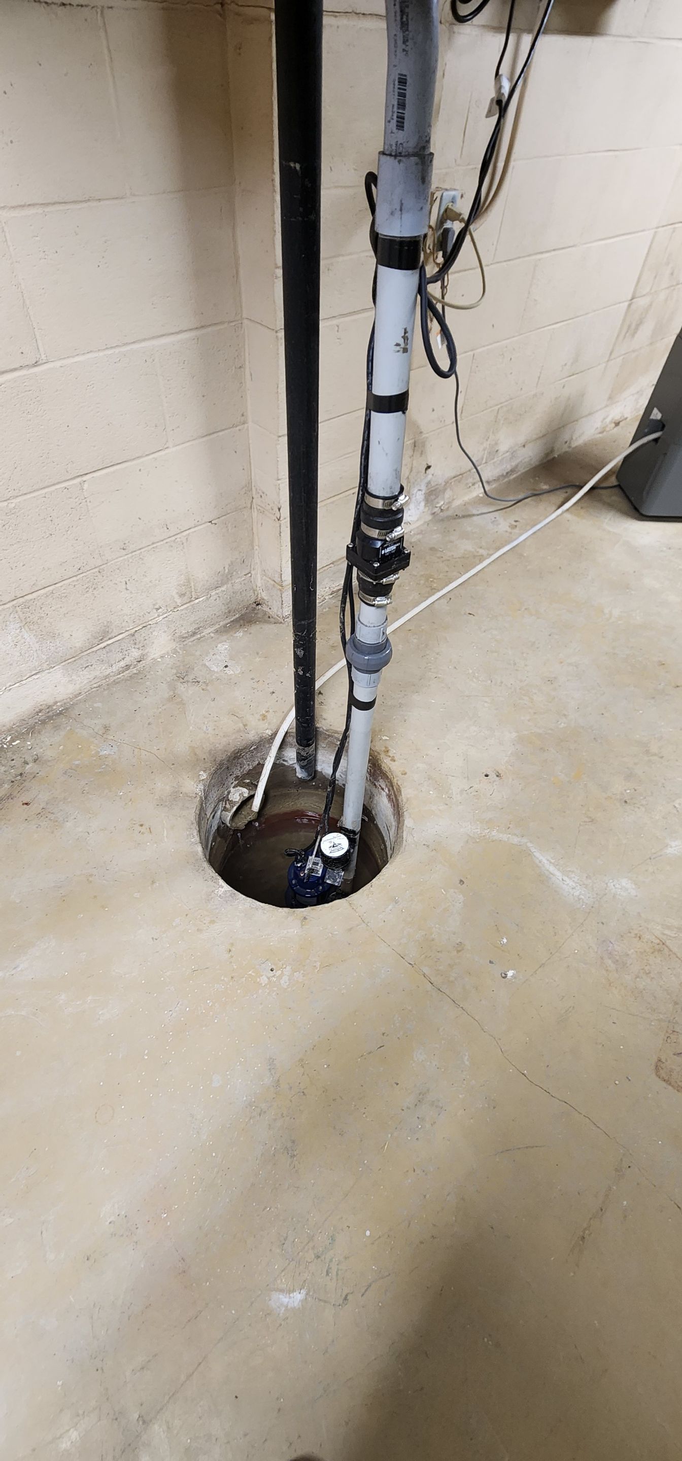 Exterior Waterproofing & Embedded Fiber Reinforcements by Toledo Basement Repair