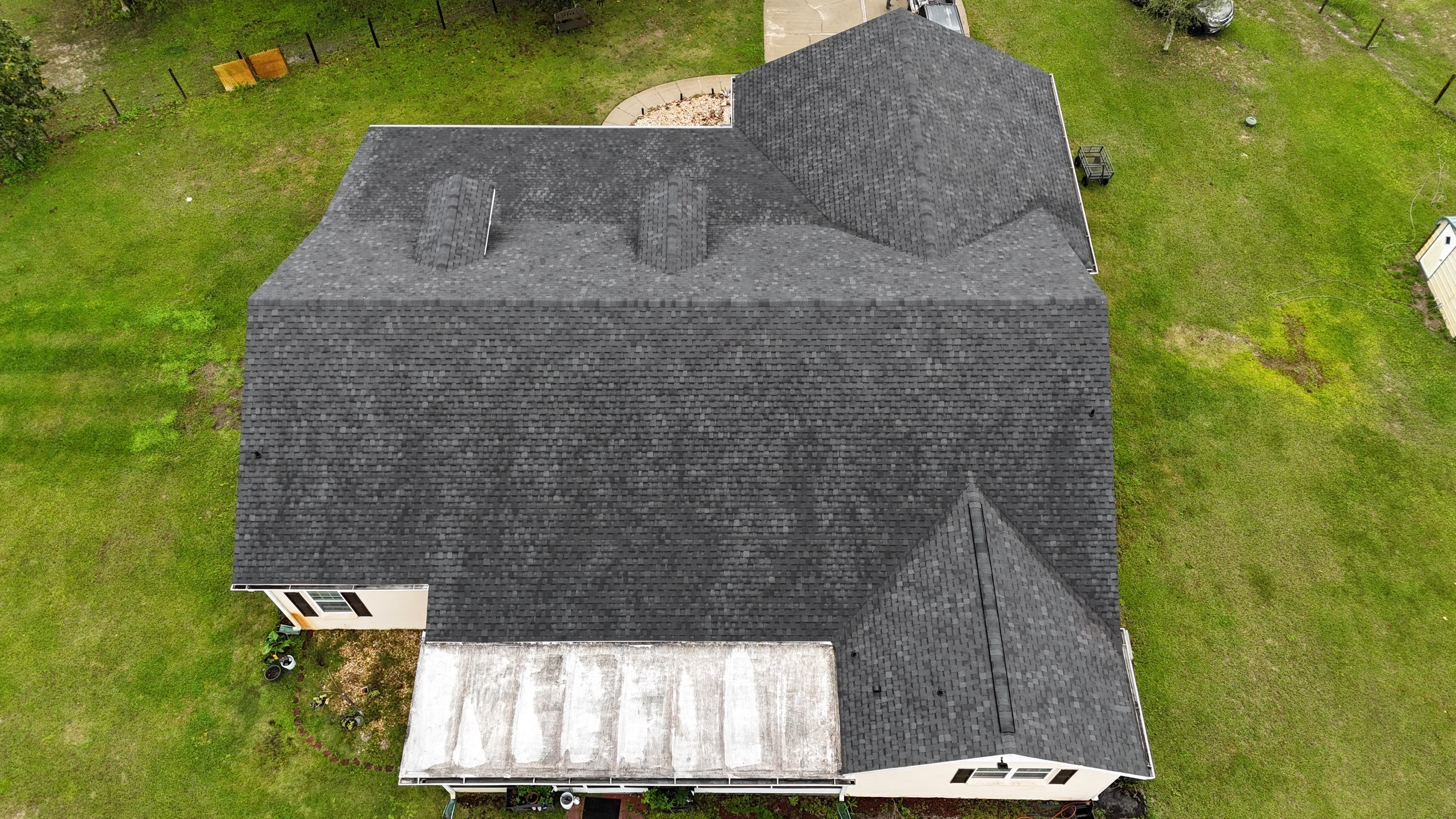 Roof Replacement in Dade City, FL by Steadfast Roofing 