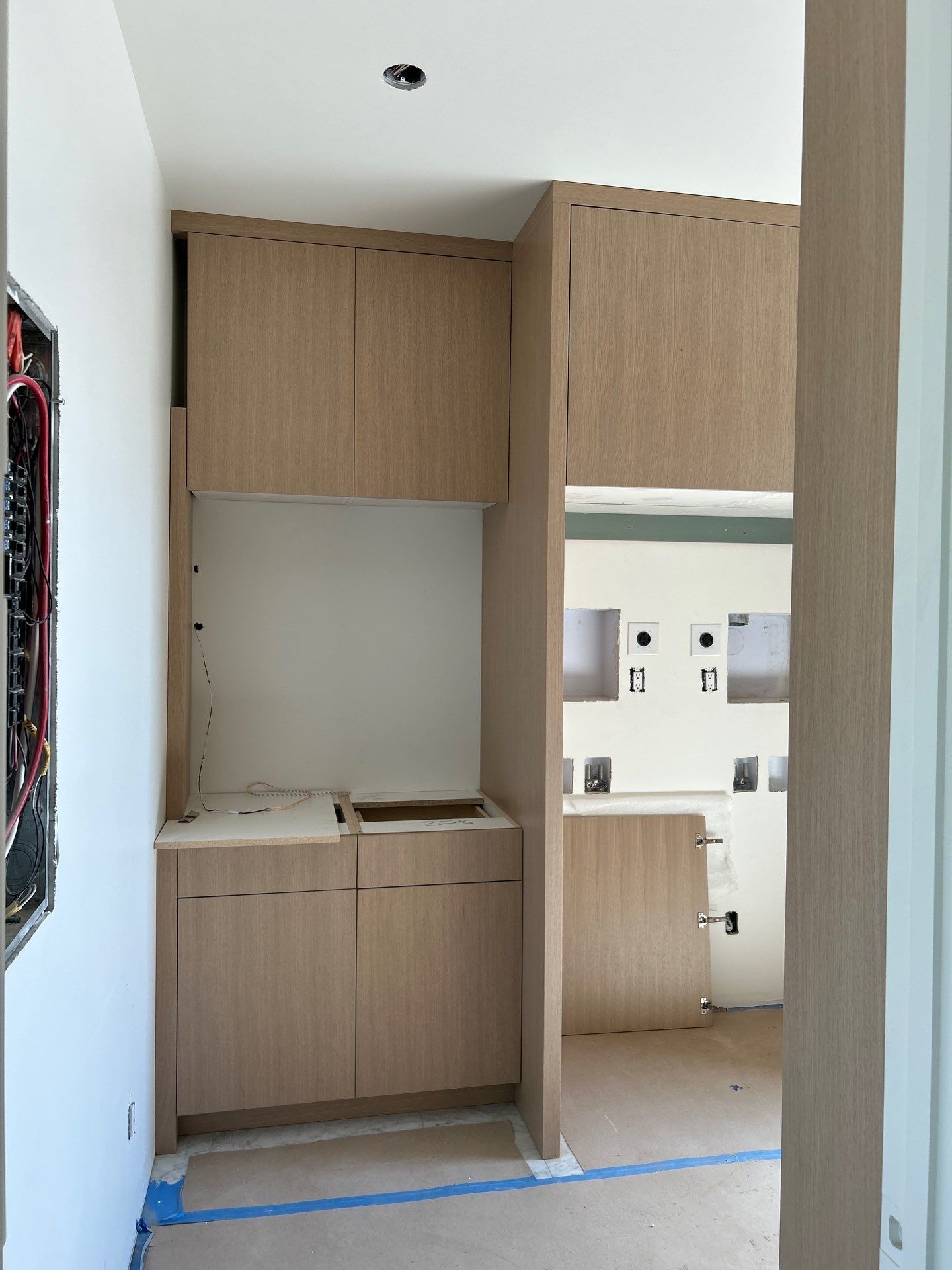 Denver Kitchen, Bath, Home Entertainment, and Closet Install by Concept 32, Inc.