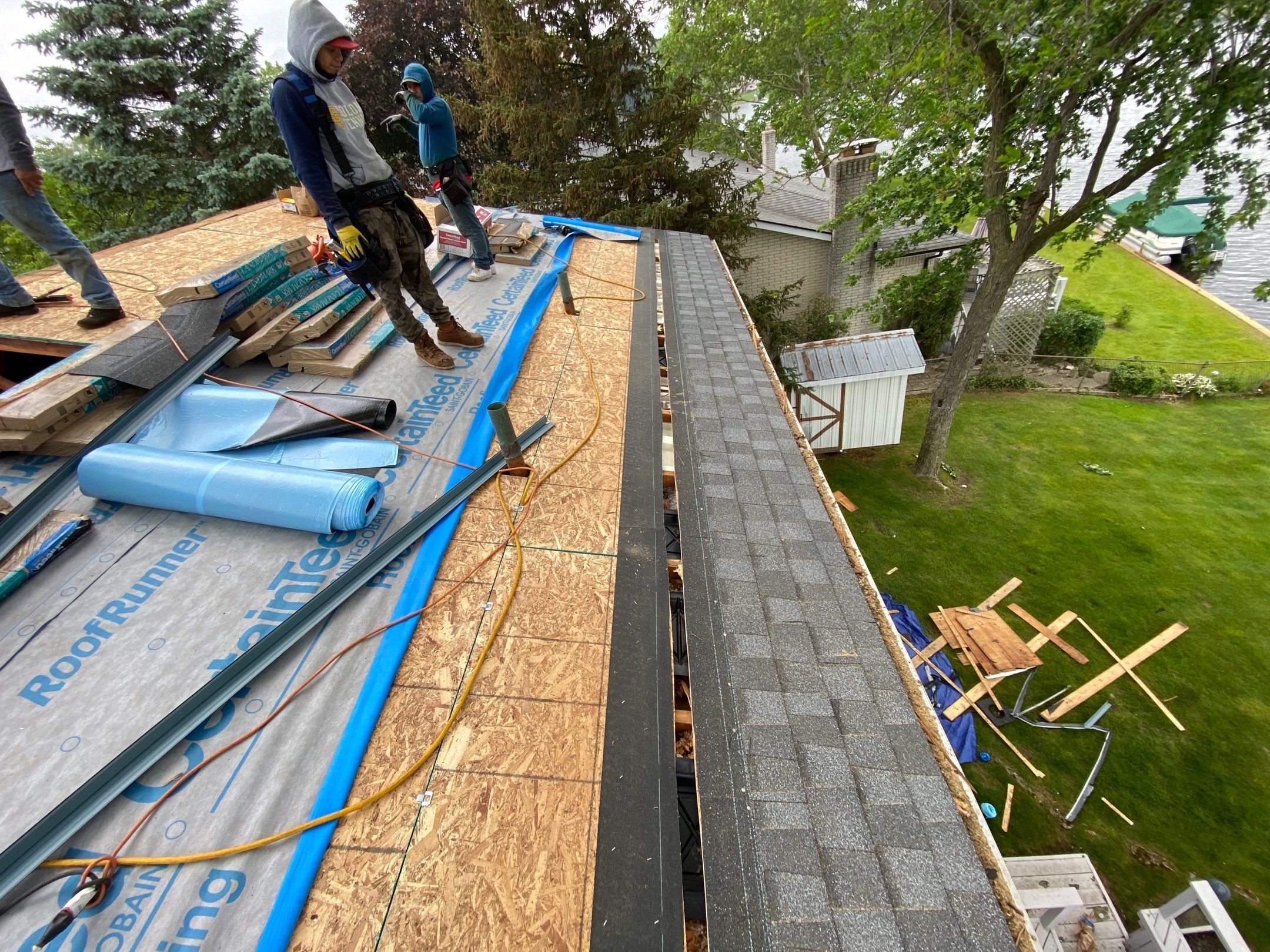 Roof Replacement using CertainTeed Landmark by 180 Contractors