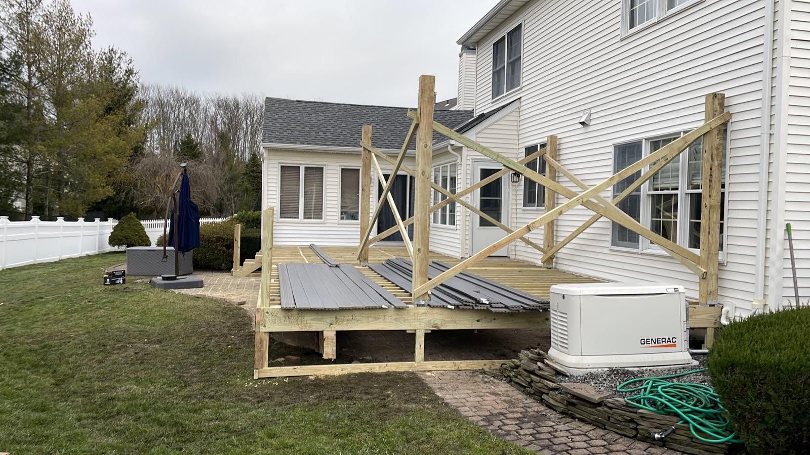 New deck With Porch  by deck guardian