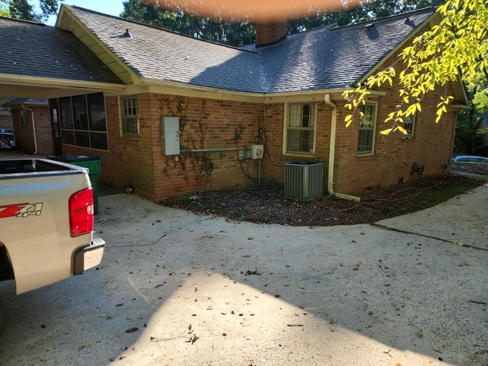 House Wash using cleaner by Power Wash Masters LLC