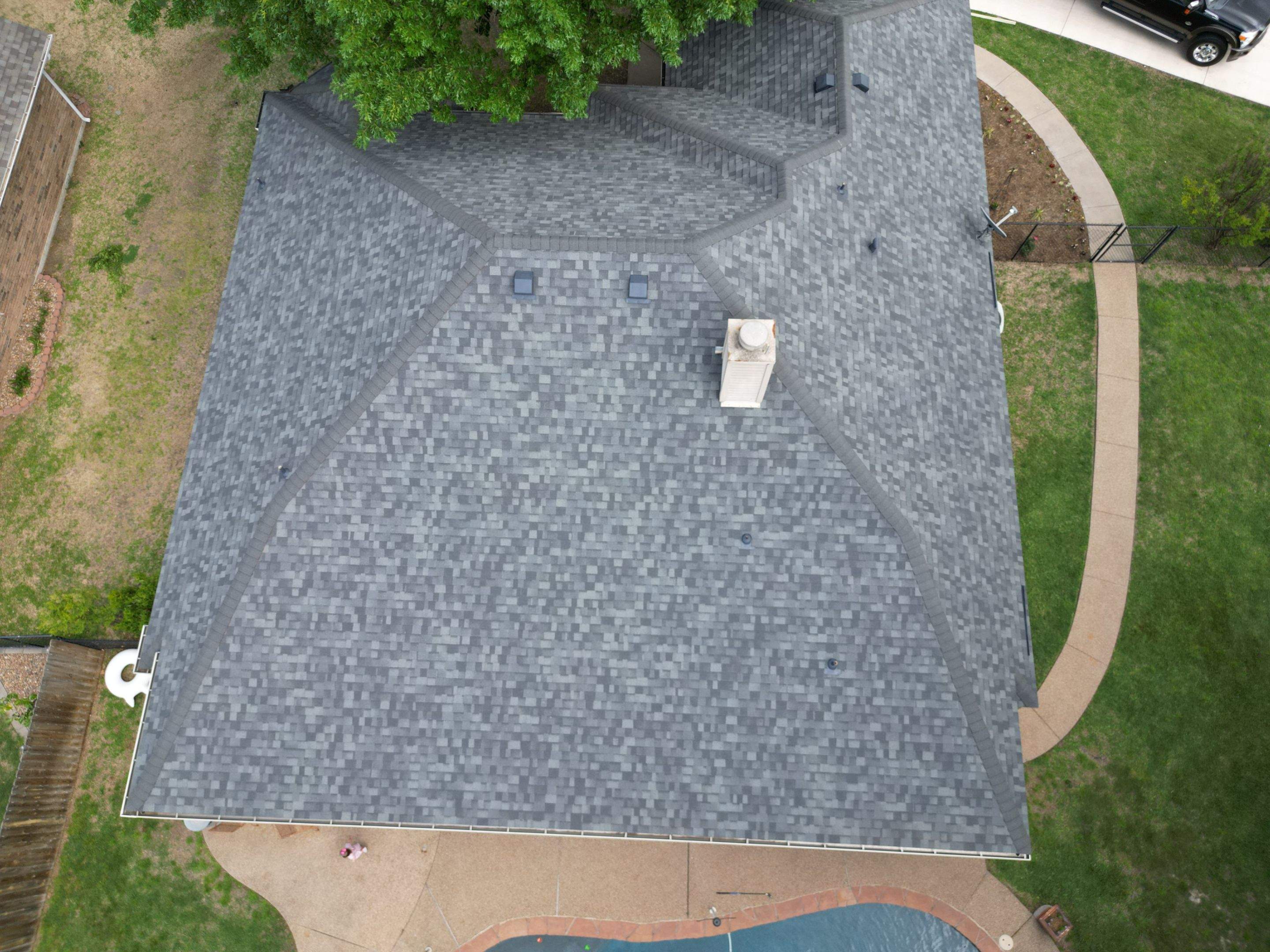 Estate Gray - Owens Corning TruDefinition Duration by RoofsOnly.com