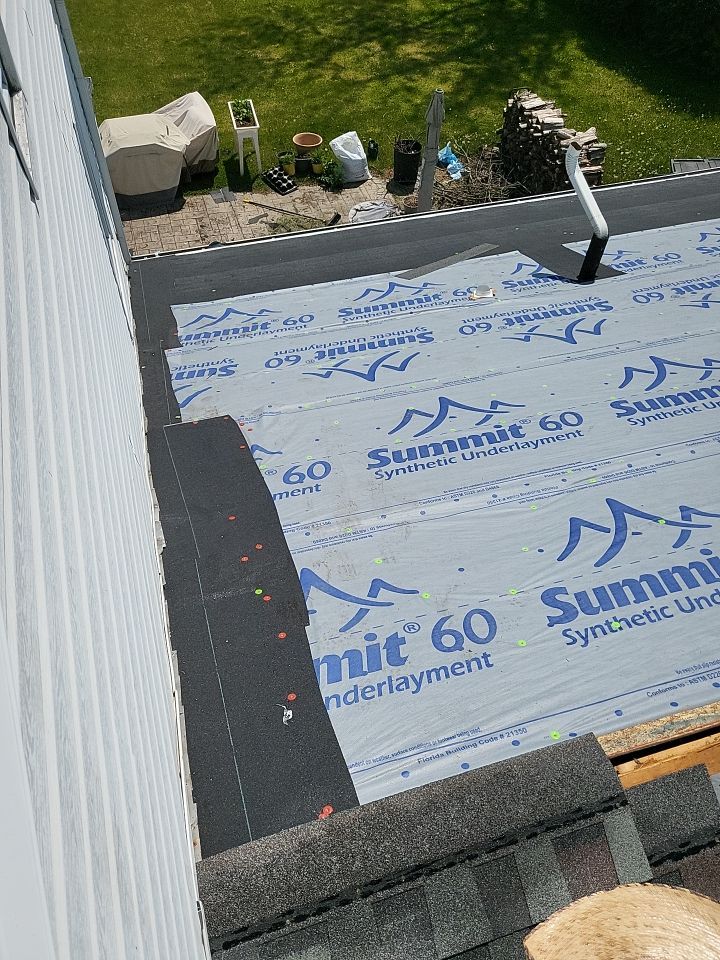 ATLAS PINNACLE COLOR: SUMMER STORM DRIP EDGE: WHITE by Eagle Eye Roofing