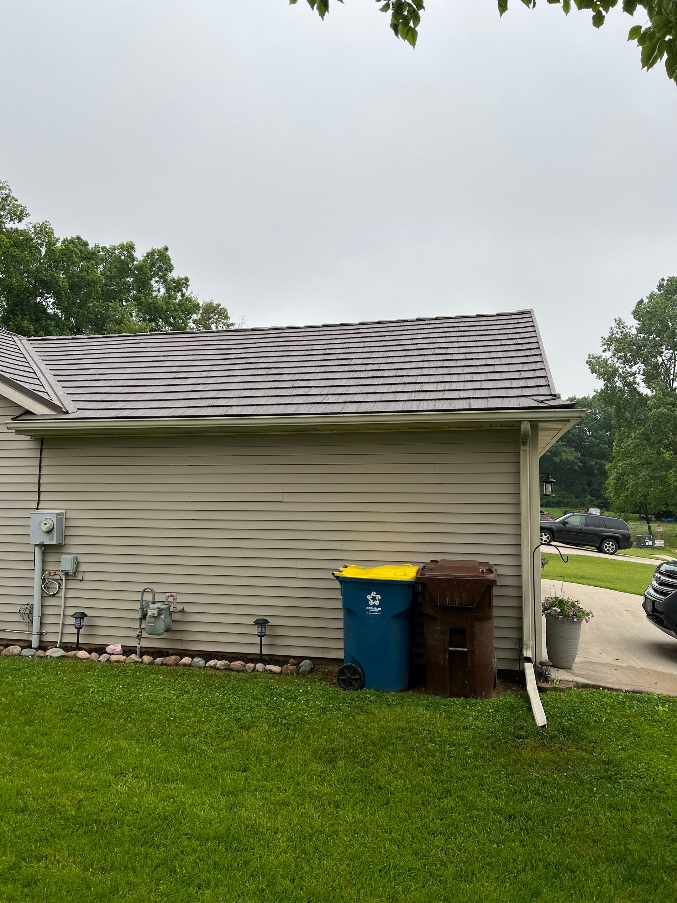 Burnished Slate Metal Shake Roof for Retired Homeowners in Angola, Indiana by 4Ever Metal Roofing