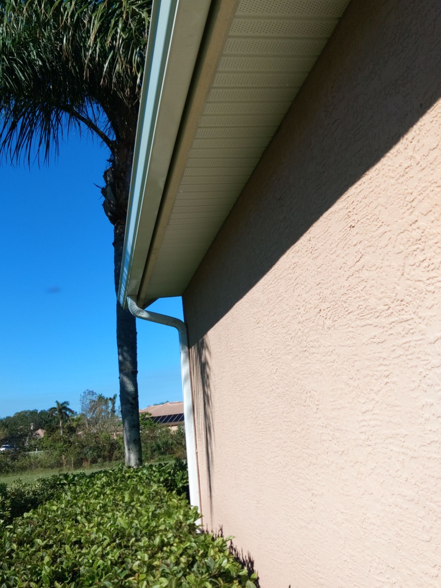 White Soffit and Fascia Installation for Coastal Homes in Sarasota FL by Gutter Professors
