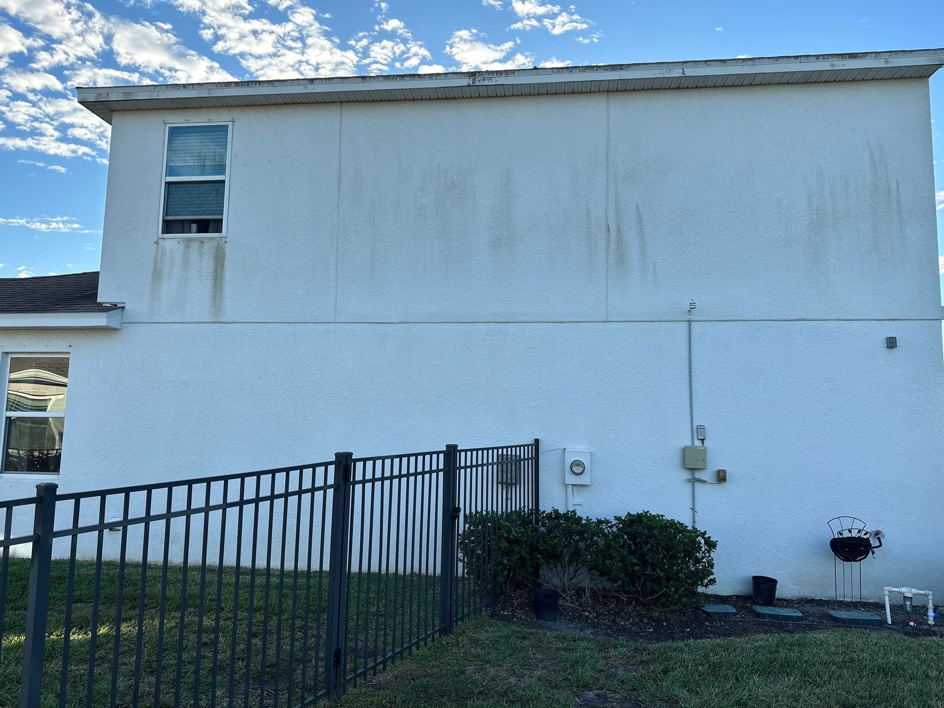 2-Story House Wash & Paver Driveway Cleaning in Trevesta Community, Palmetto, FL | Sunshine AquaWash by Sunshine AquaWash