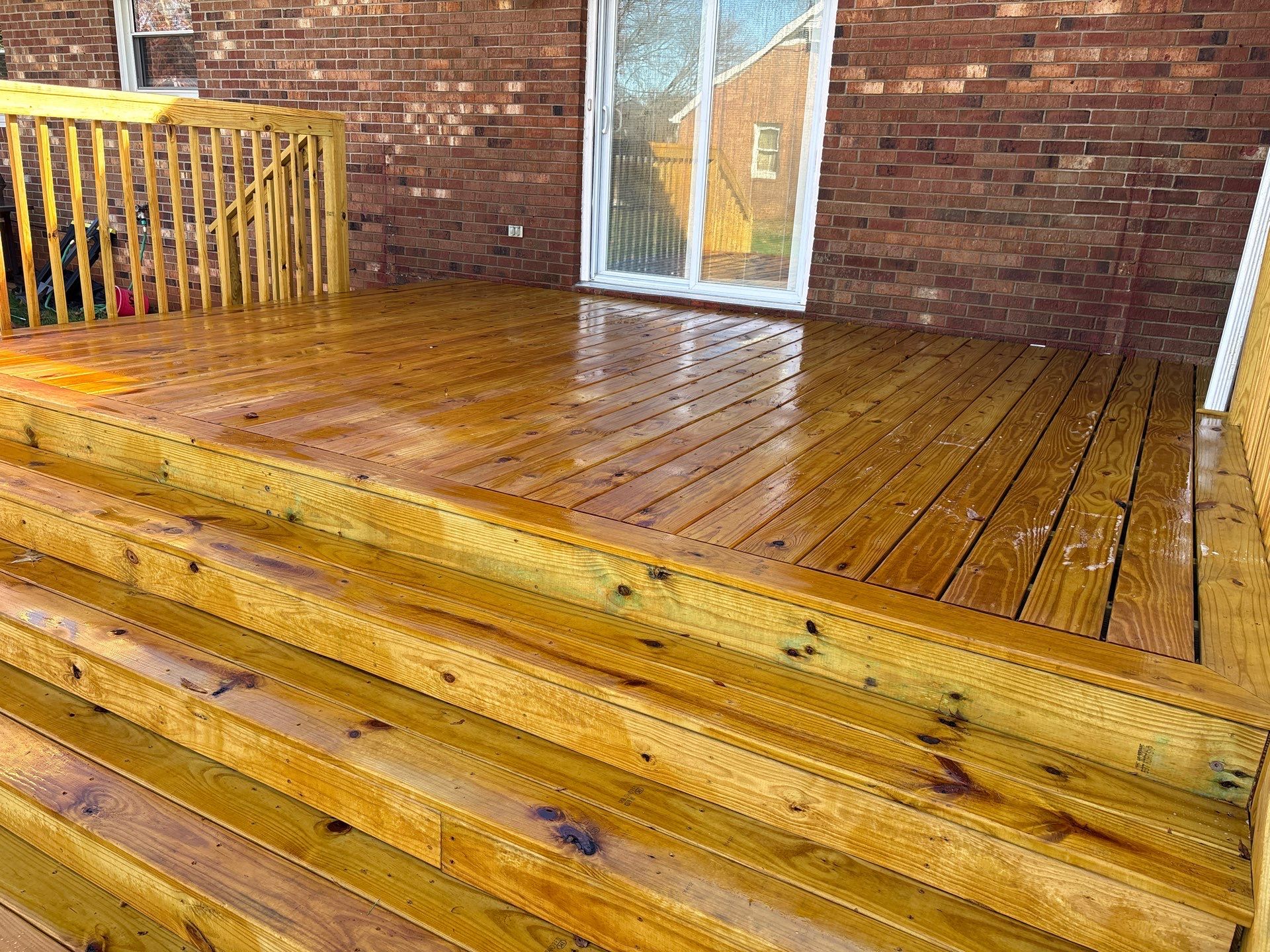 Wood Deck using Wood Sealant by DuraSeal