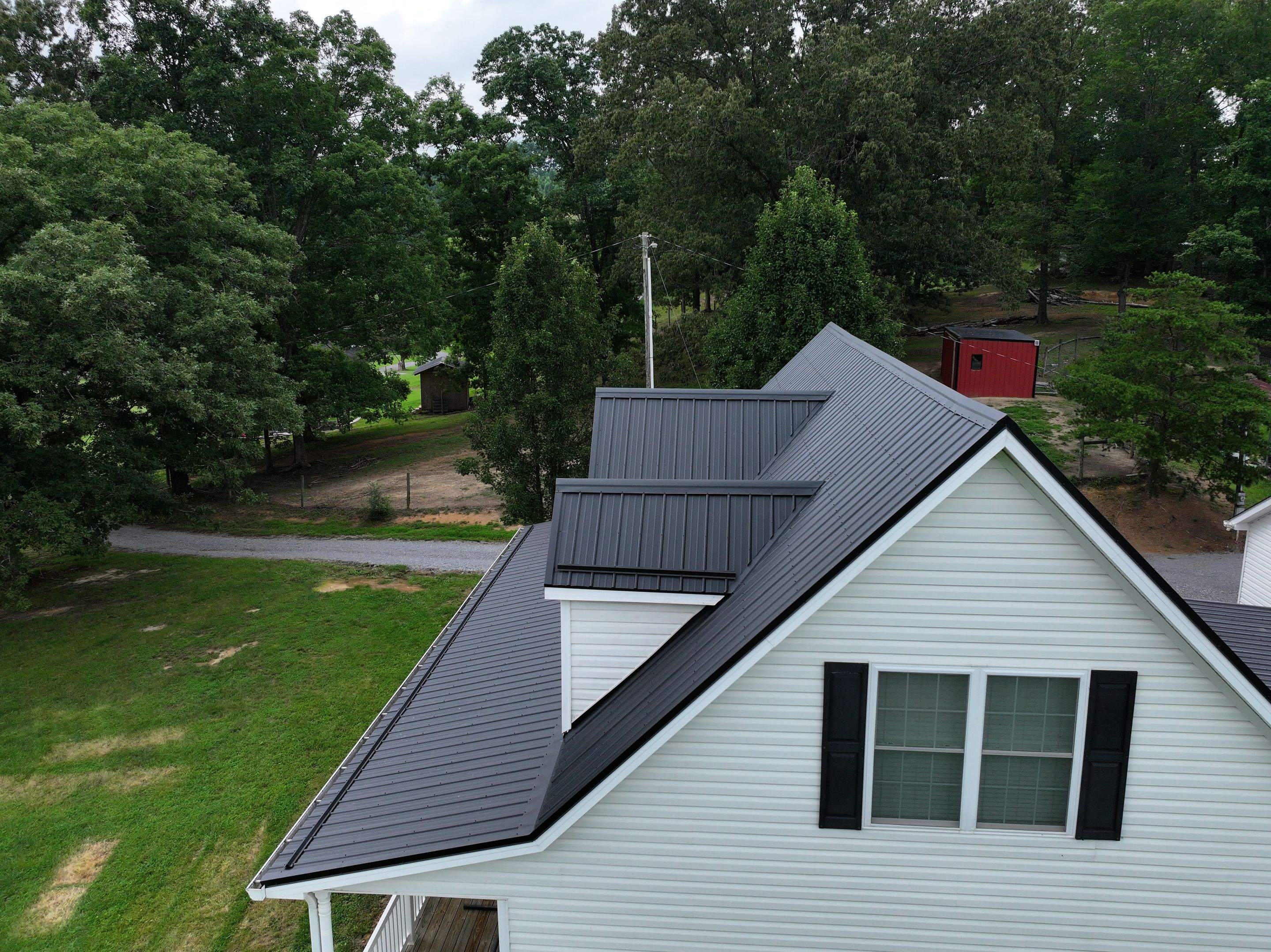 Wine Residence by Omnia Roofing