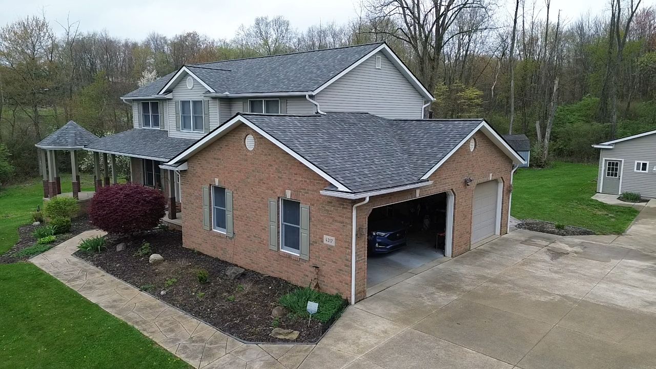 Atlas Pinnacle, Color, Coastal Granite, Drip Edge, Birch White by Eagle Eye Roofing