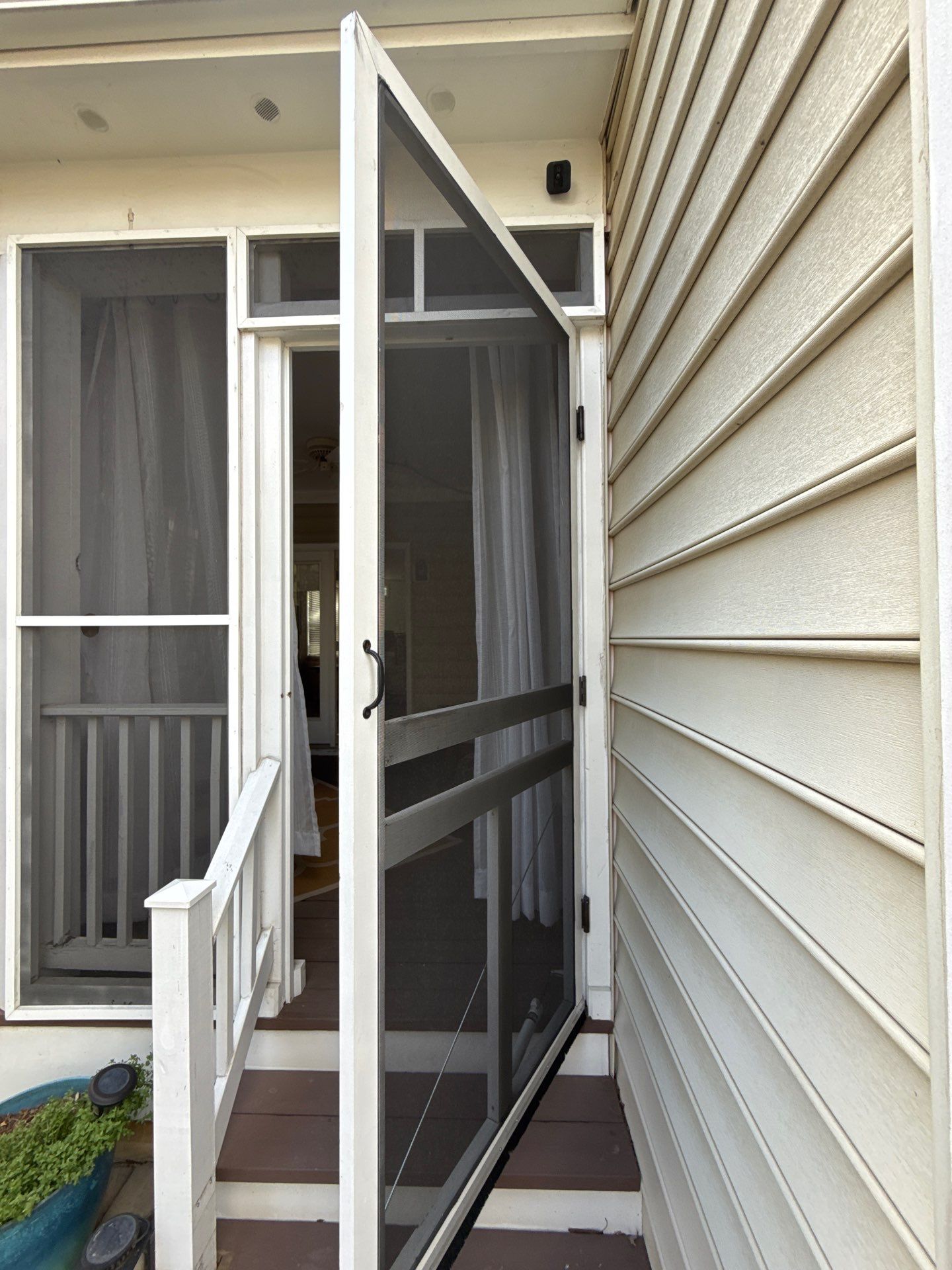 Exterior Repairs in Arlington, VA by My Painter 