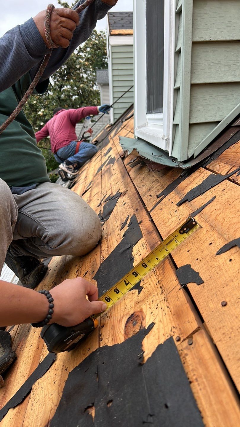 Arlington: CertainTeed Landmark Architectural Shingle in Georgetown Gray by RM Banning, Inc.