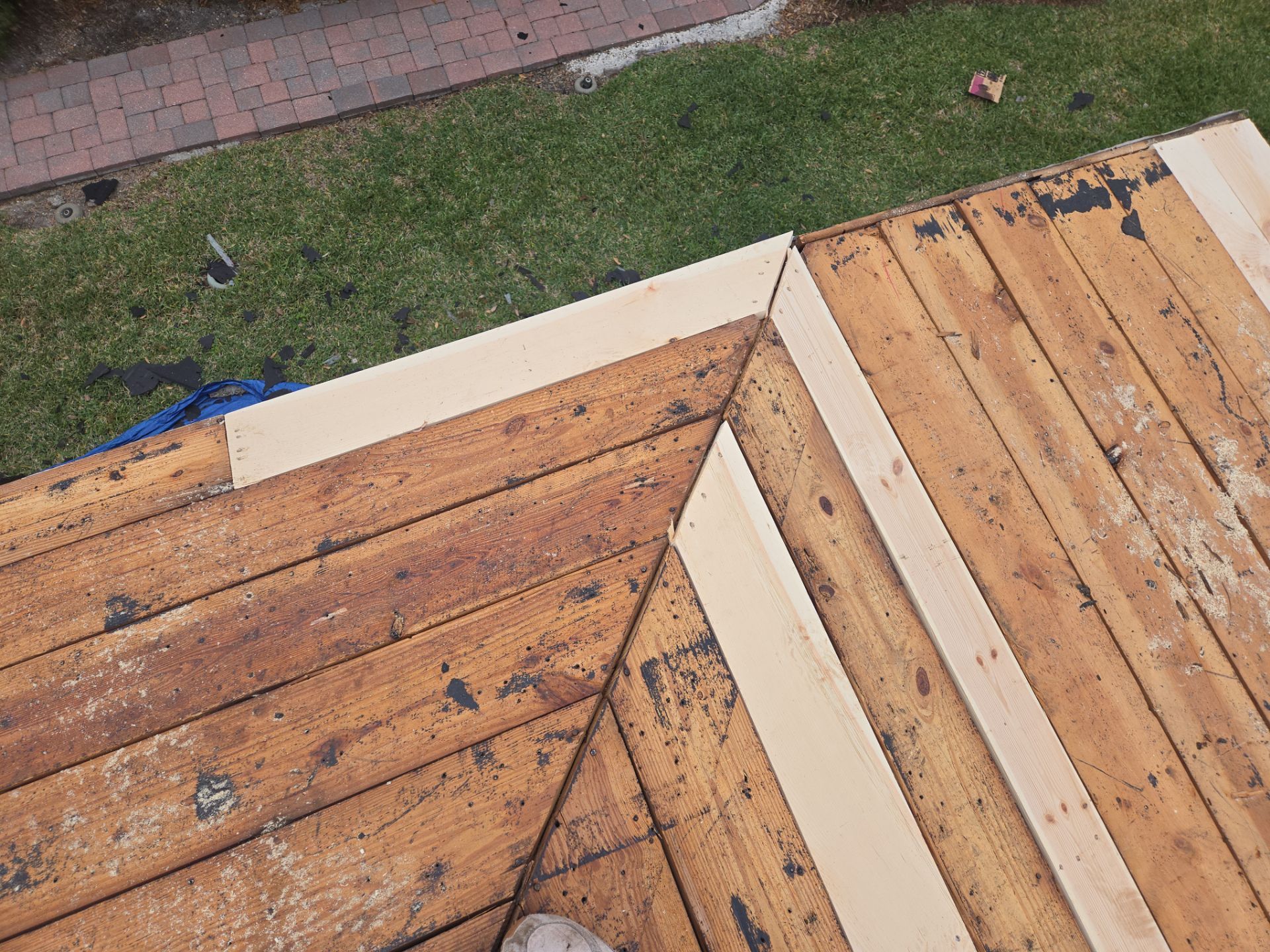 Project in St. Petersburg 33704 by Mitchell Roofing Company LLC