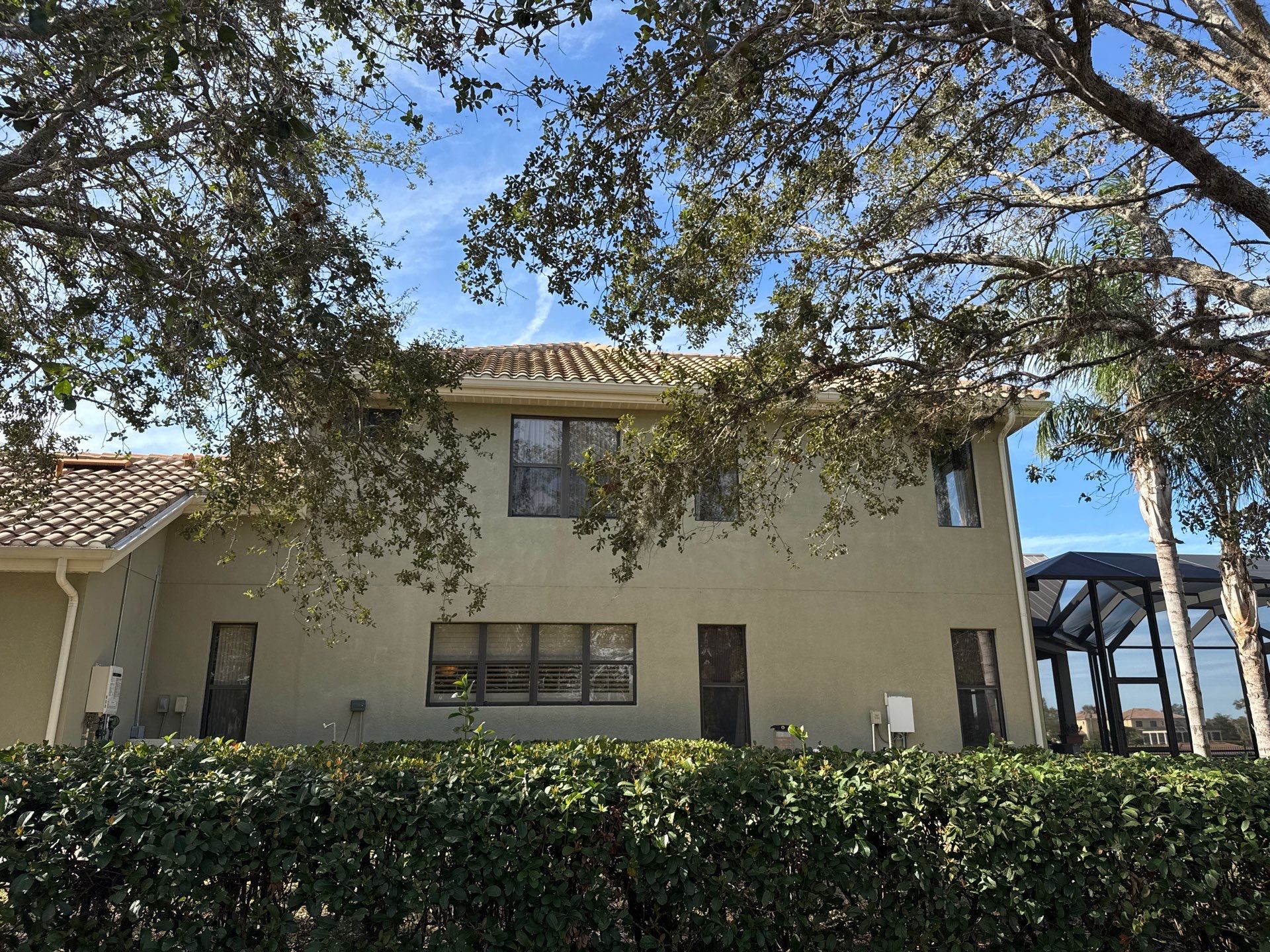 Roof Cleaning & Pool Deck Cleaning! Winding River, Bradenton, FL by Sunshine AquaWash