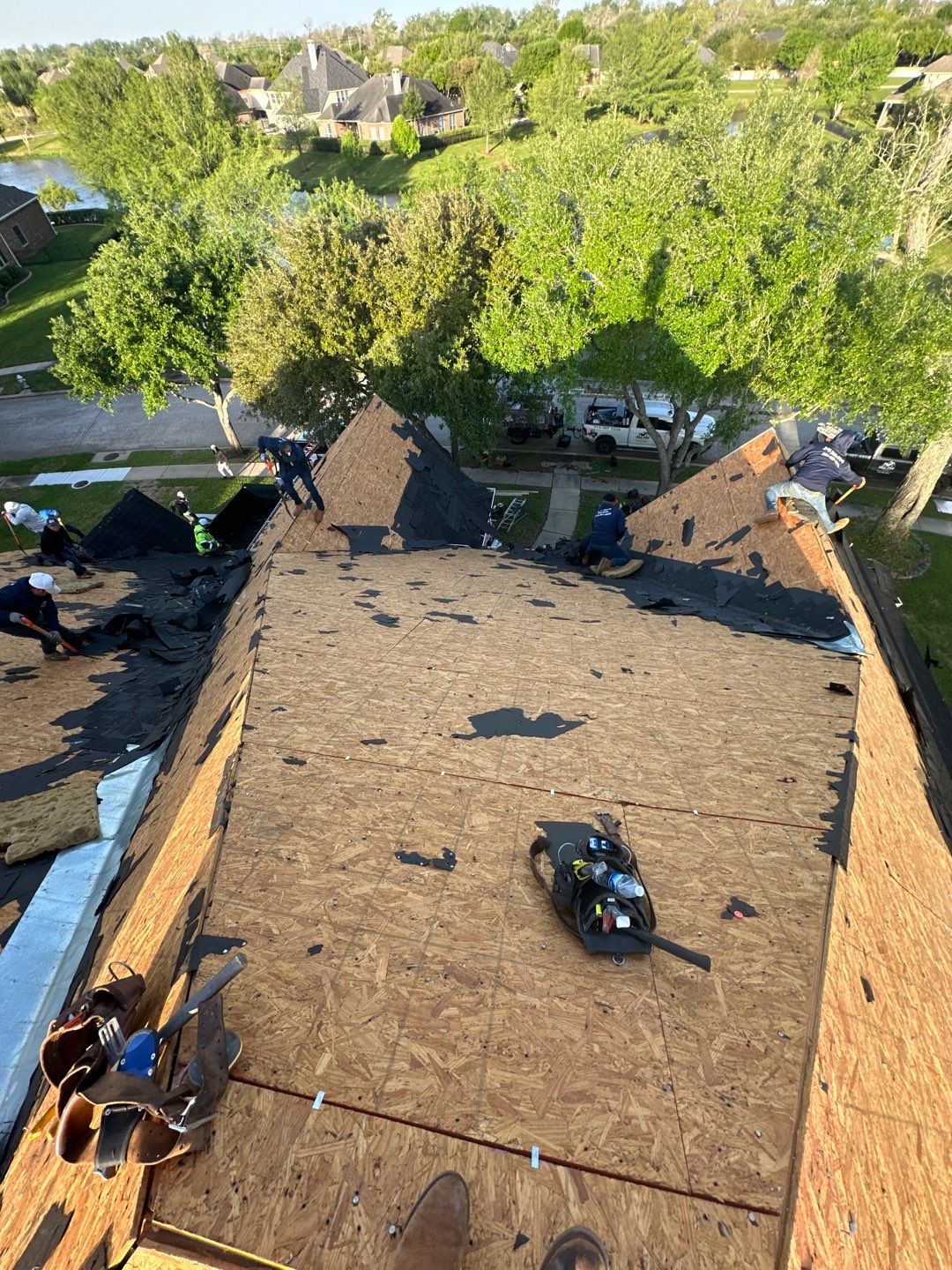 Residential Roofing Installation using Owen's Corning Duration (Lifetime) Shingles by Roof Repair Company