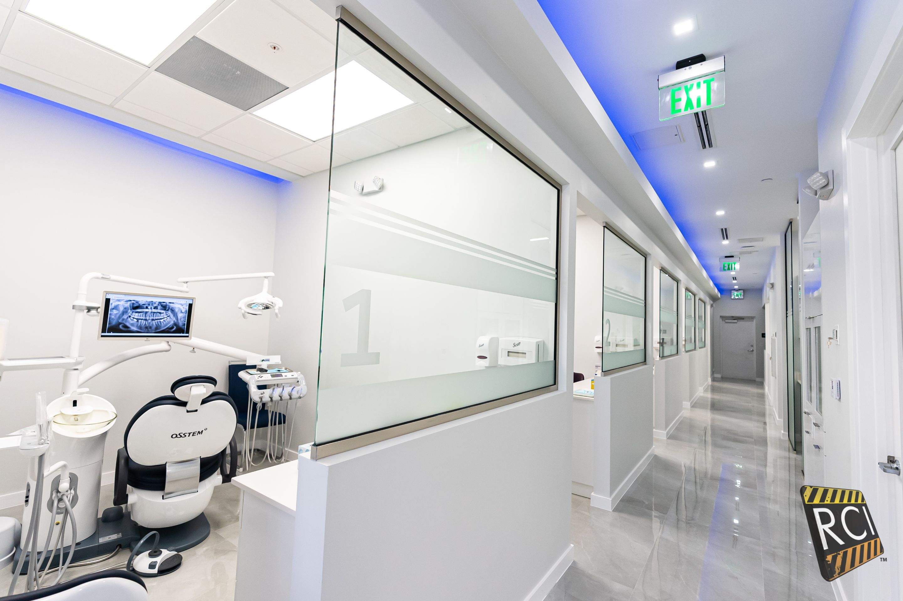 Rio Dental Studio by Ruiz Construction Inc