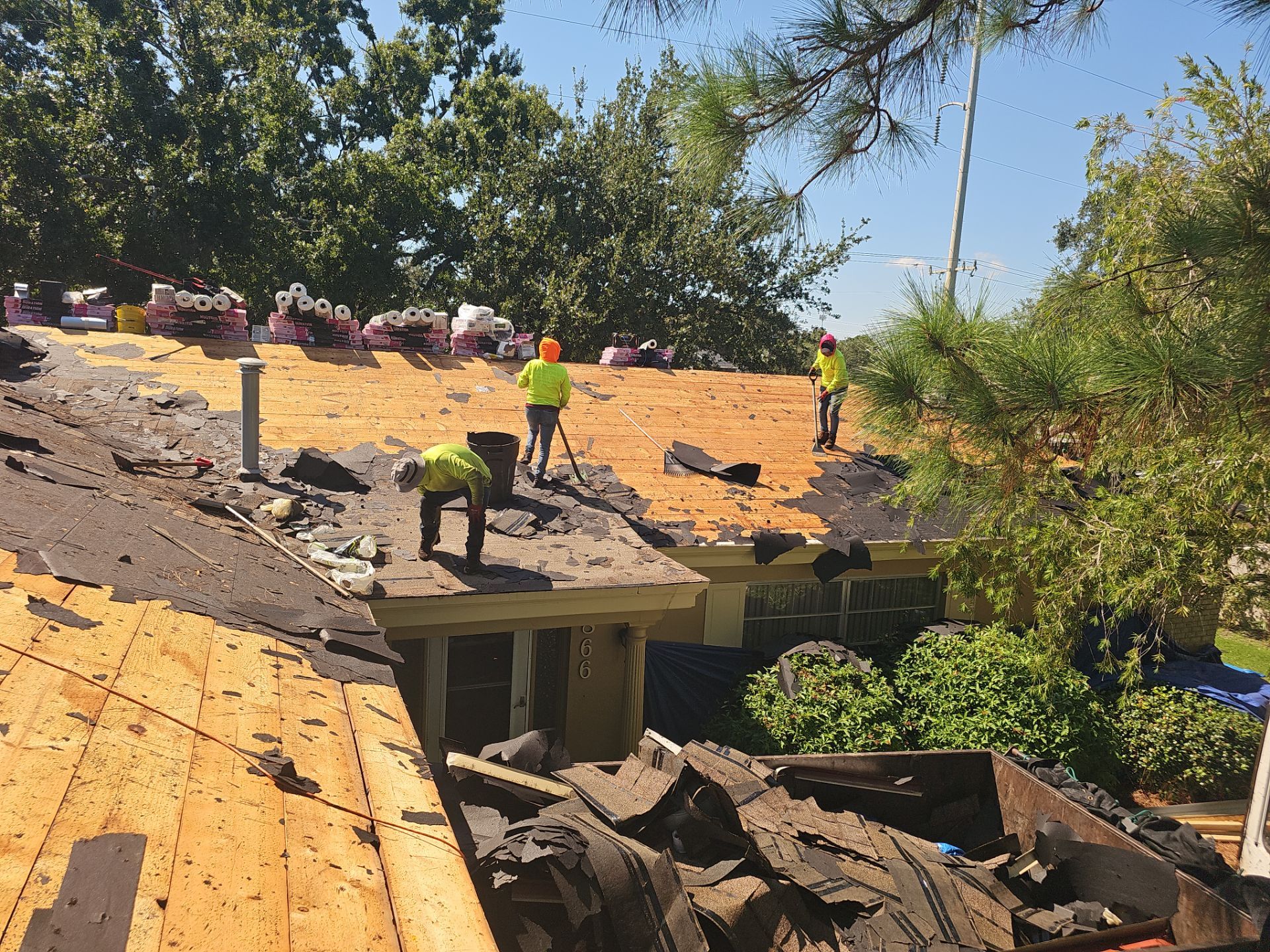 Project in St. Petersburg 33702 by Mitchell Roofing Company LLC 