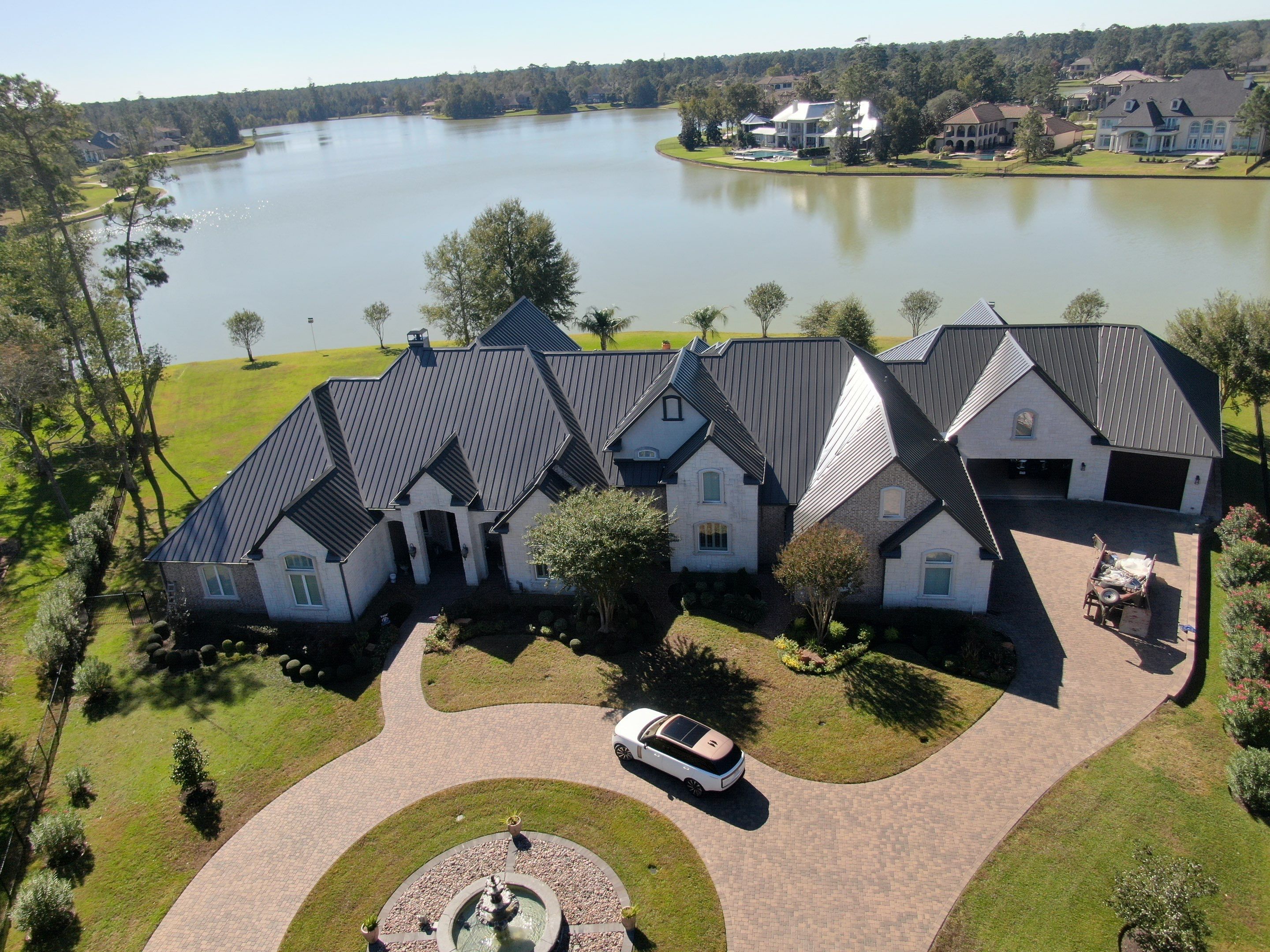 Benders Estates - Standing Seam by Hartland Roofing & Construction