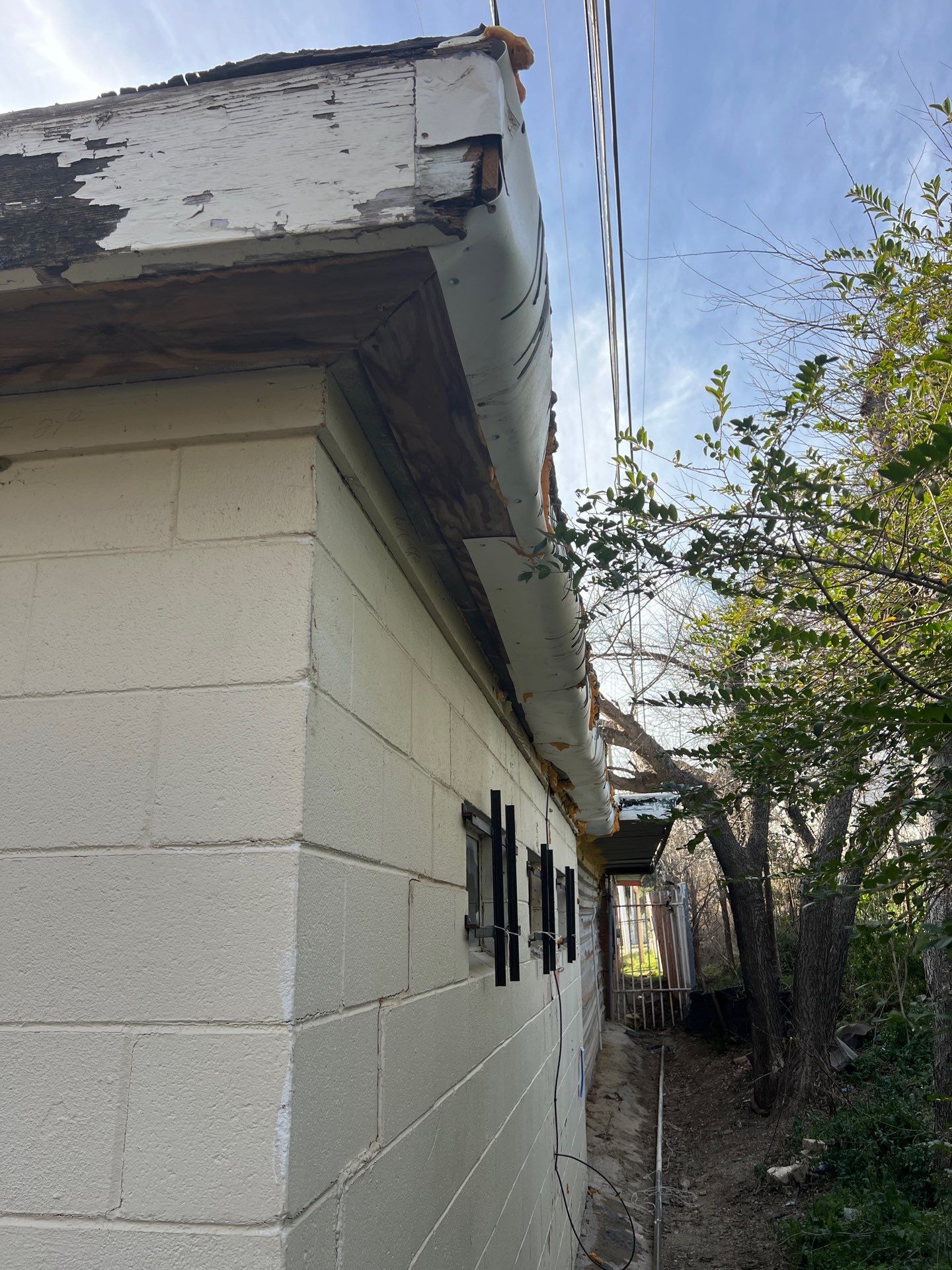 Commercial roofing overlay using GAF TPO over an old ballast roof by Becker Roofing and Exteriors