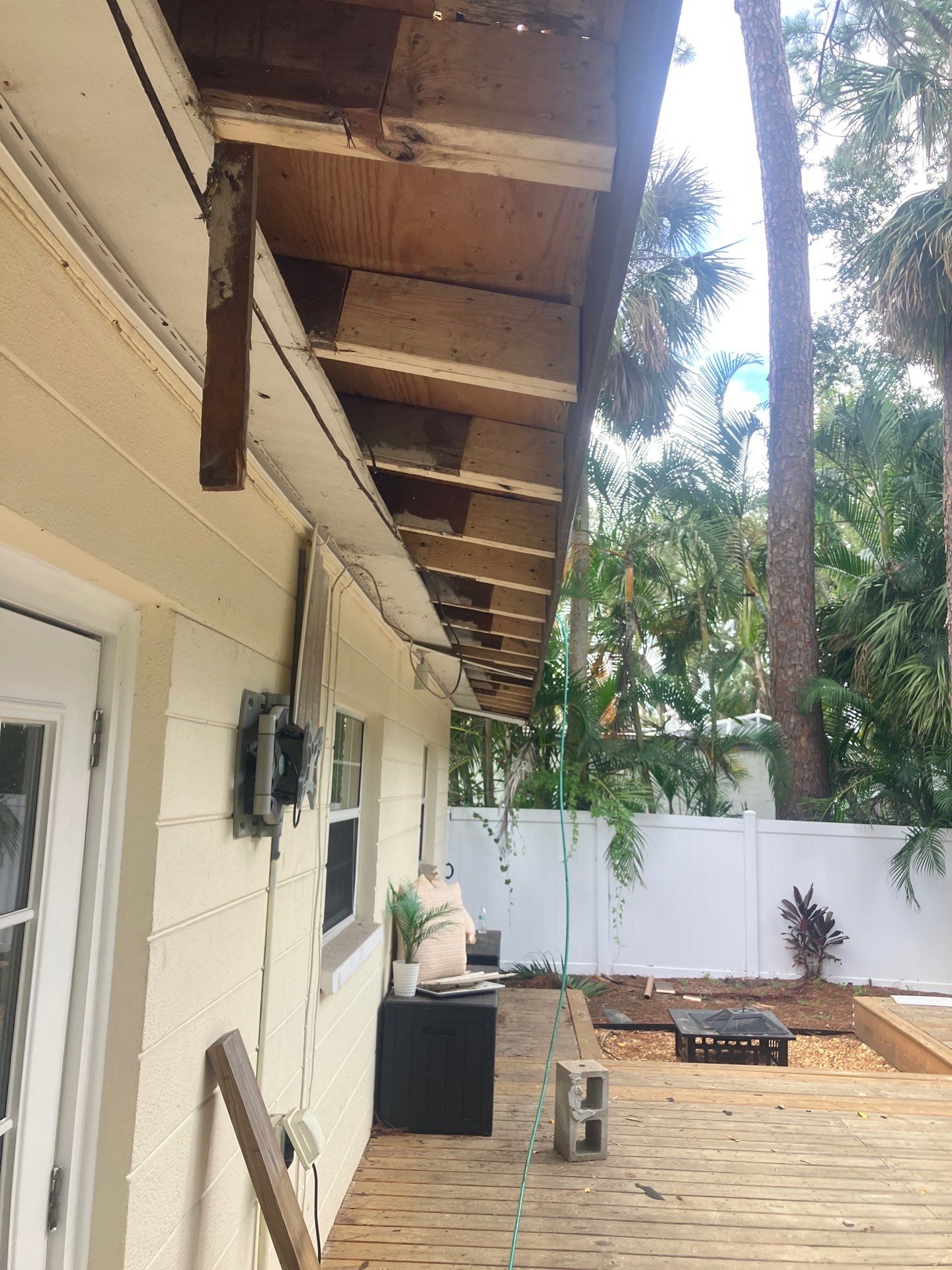 Project in St. Petersburg 33710 by Mitchell Roofing Company LLC