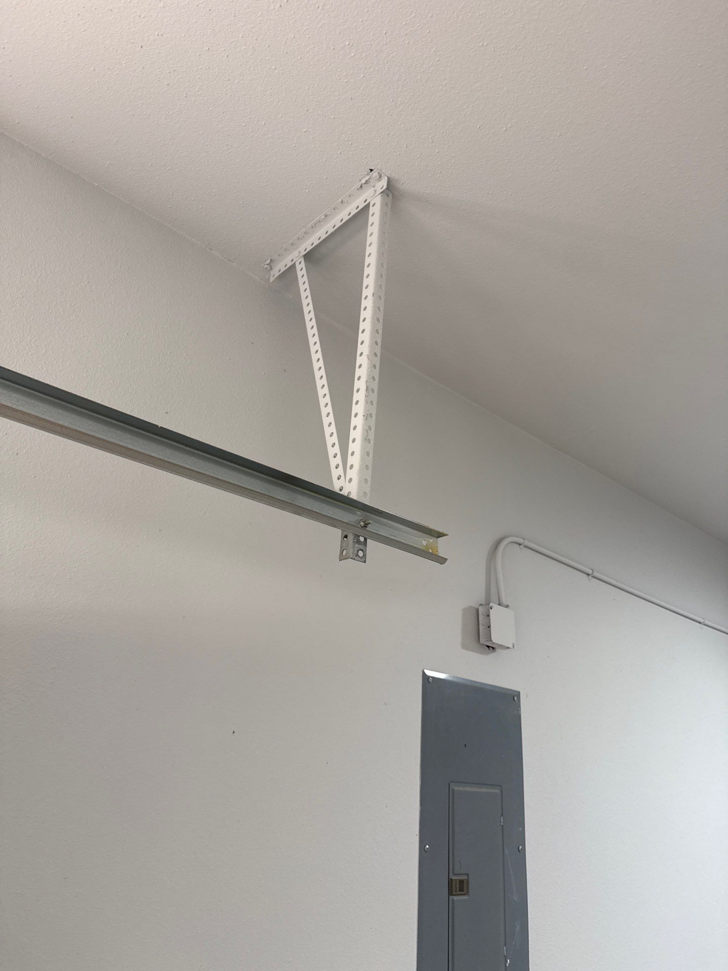 Garage Repaint Including Doors by Midwest Paint LLC