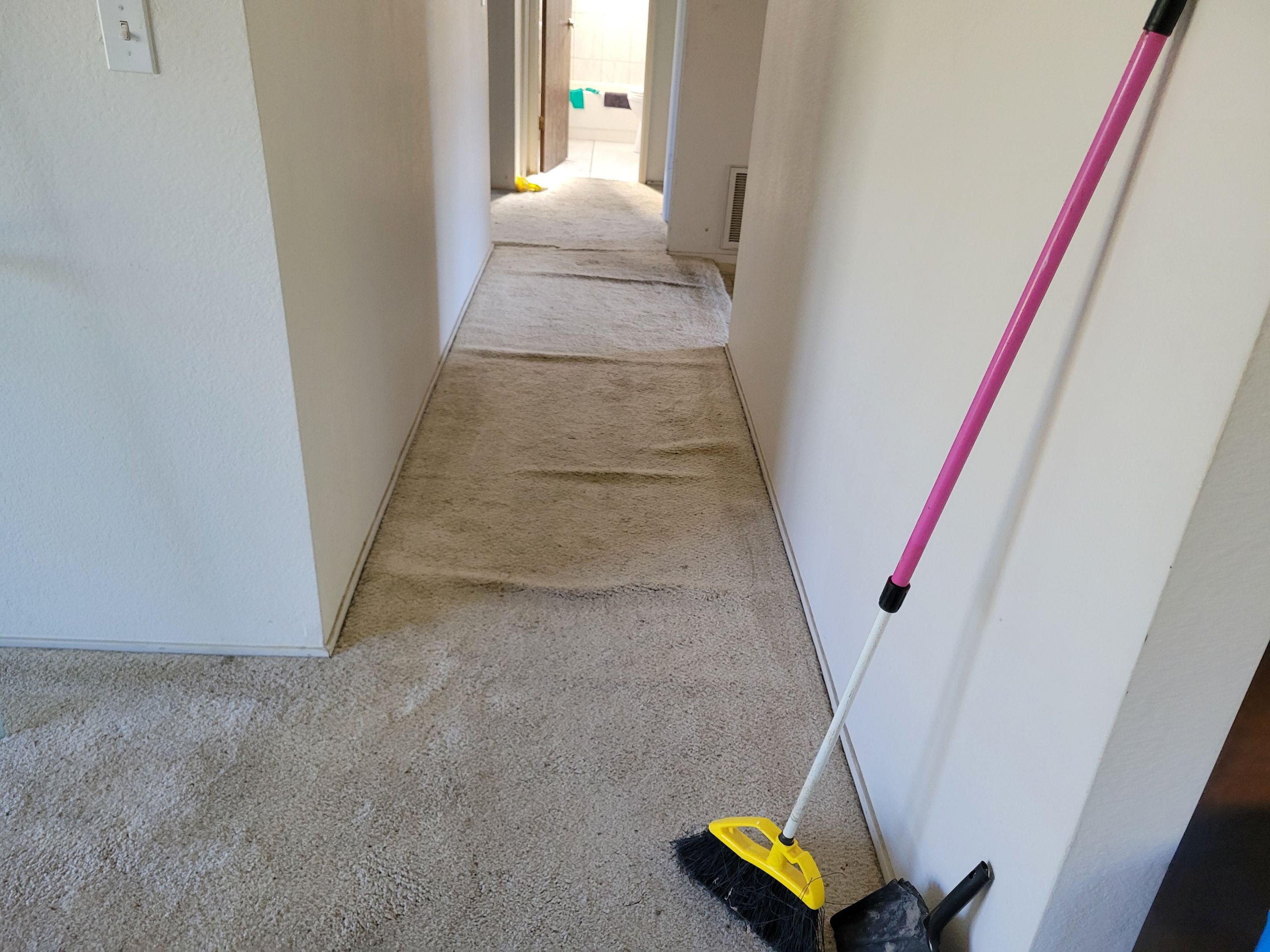 Carpet Re-stretching & Cleaning in Rosemont by Ardent Carpet Restore LLC