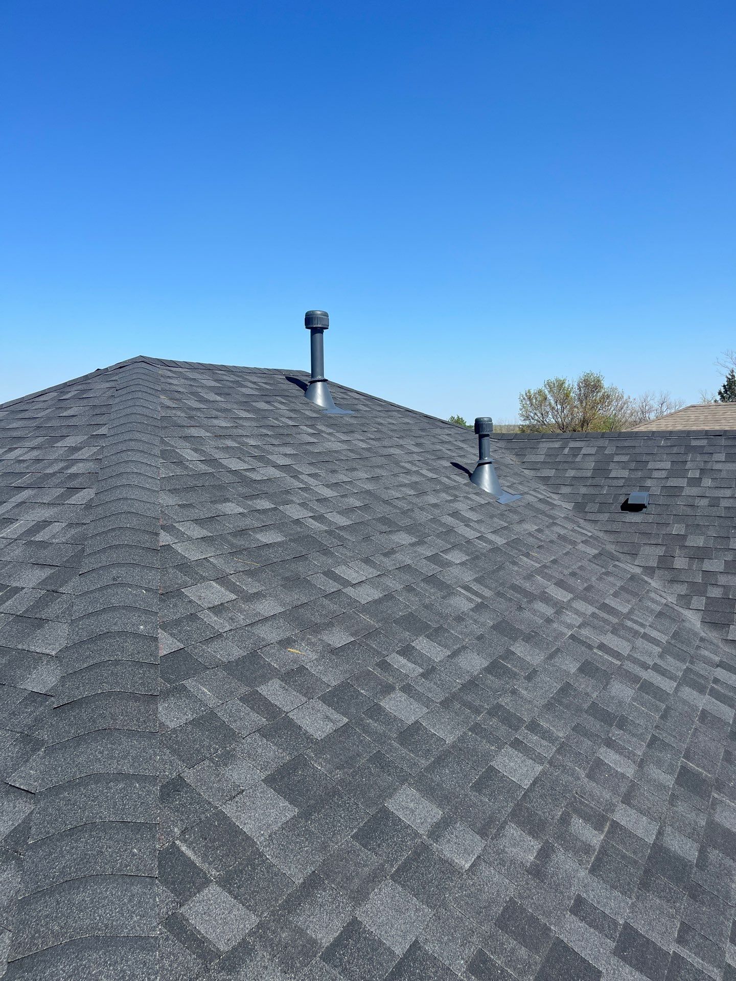Owens Corning - Onyx Black by Frontline Roofing and Construction