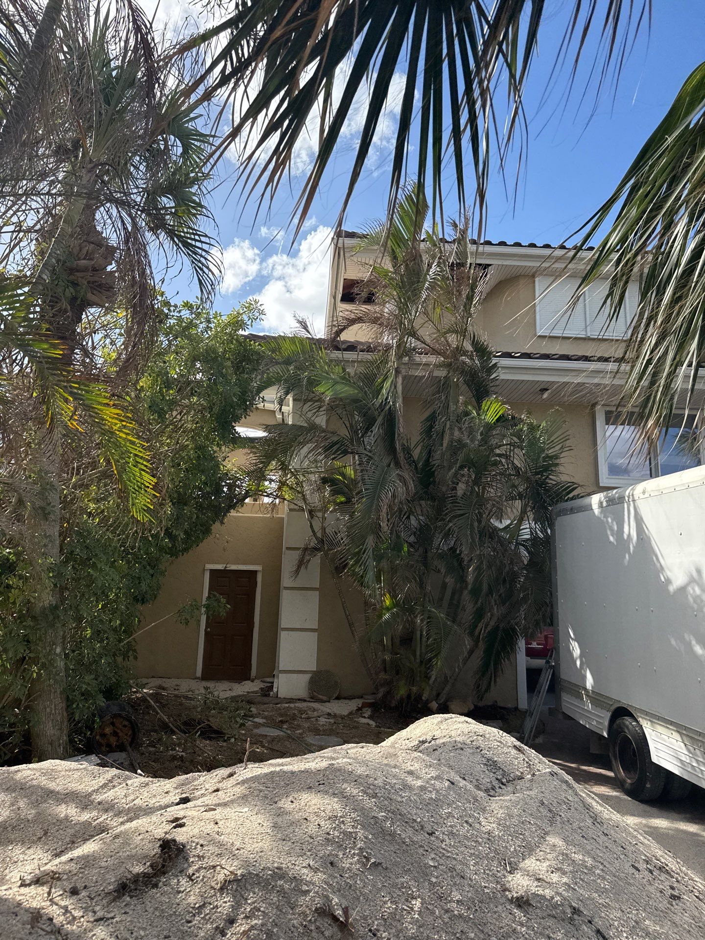 7-Inch Seamless Gutters Installation in Nokomis FL by Gutter Professors