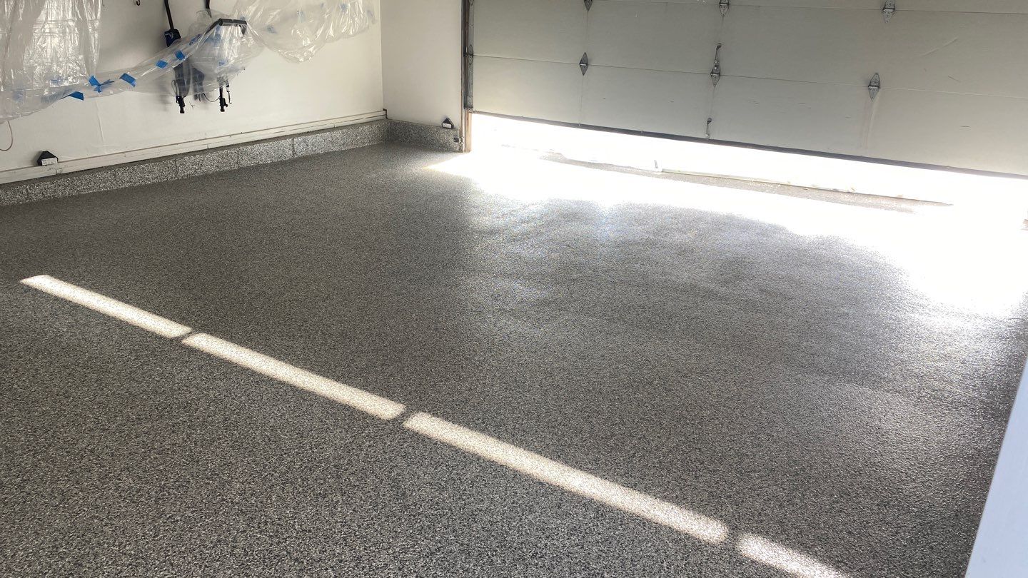 Garage in Nashua, NH 03062 by Symphony Concrete Coatings