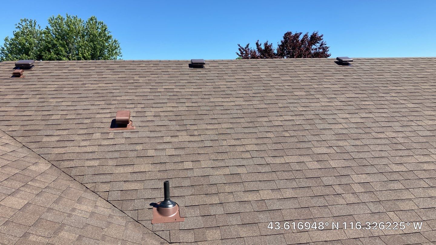 Boise Idaho Single Level Residential Roofing Installation using Owens Corning by ID Roofing LLC