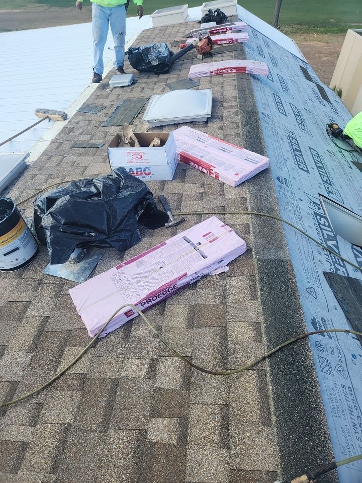 Weathered Wood Shingles by Reimagine Roofing