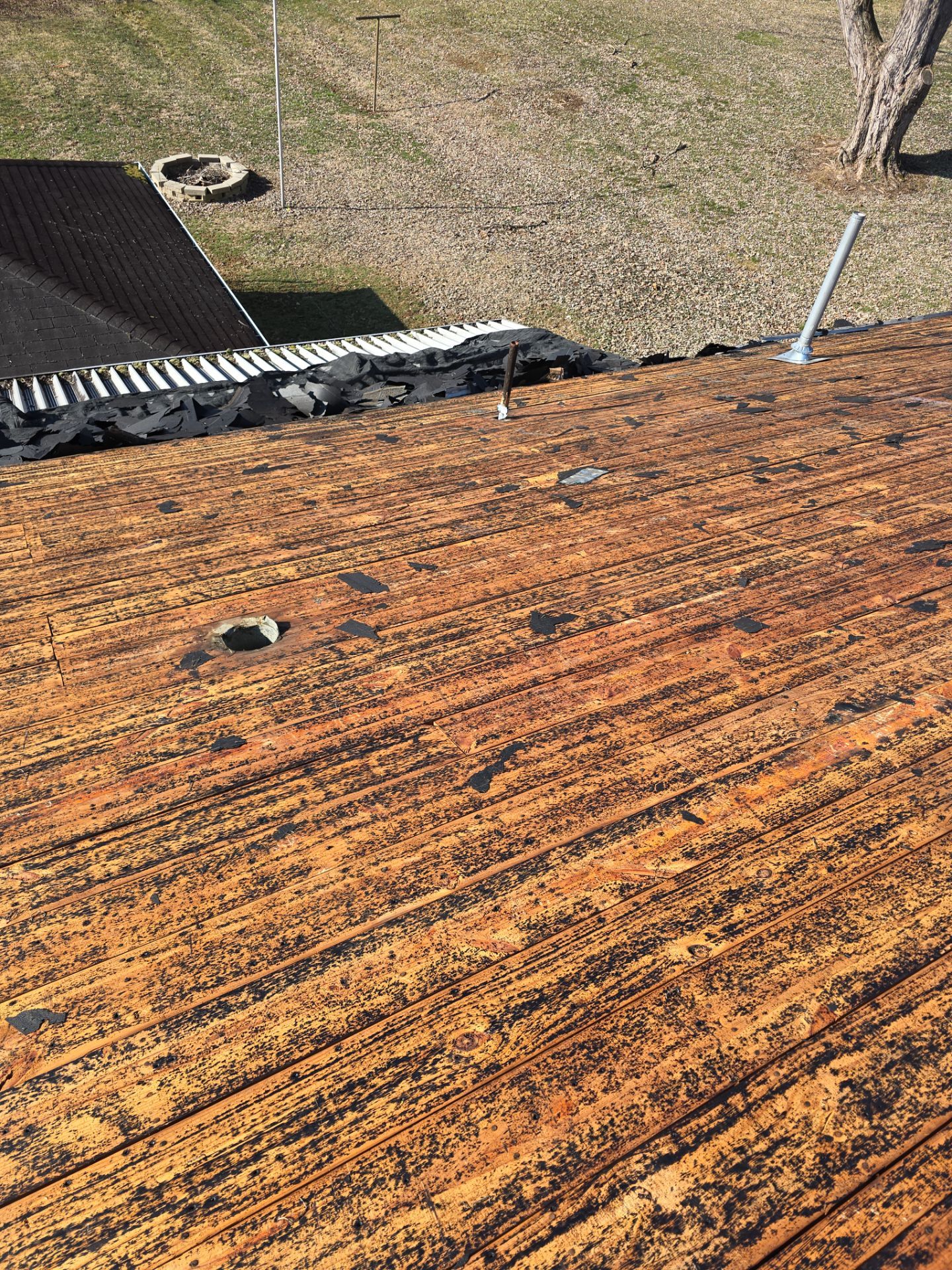 Residential Roofing Installation using GAF Timberline HDZ Charcoal by Rainstoppers Roofing