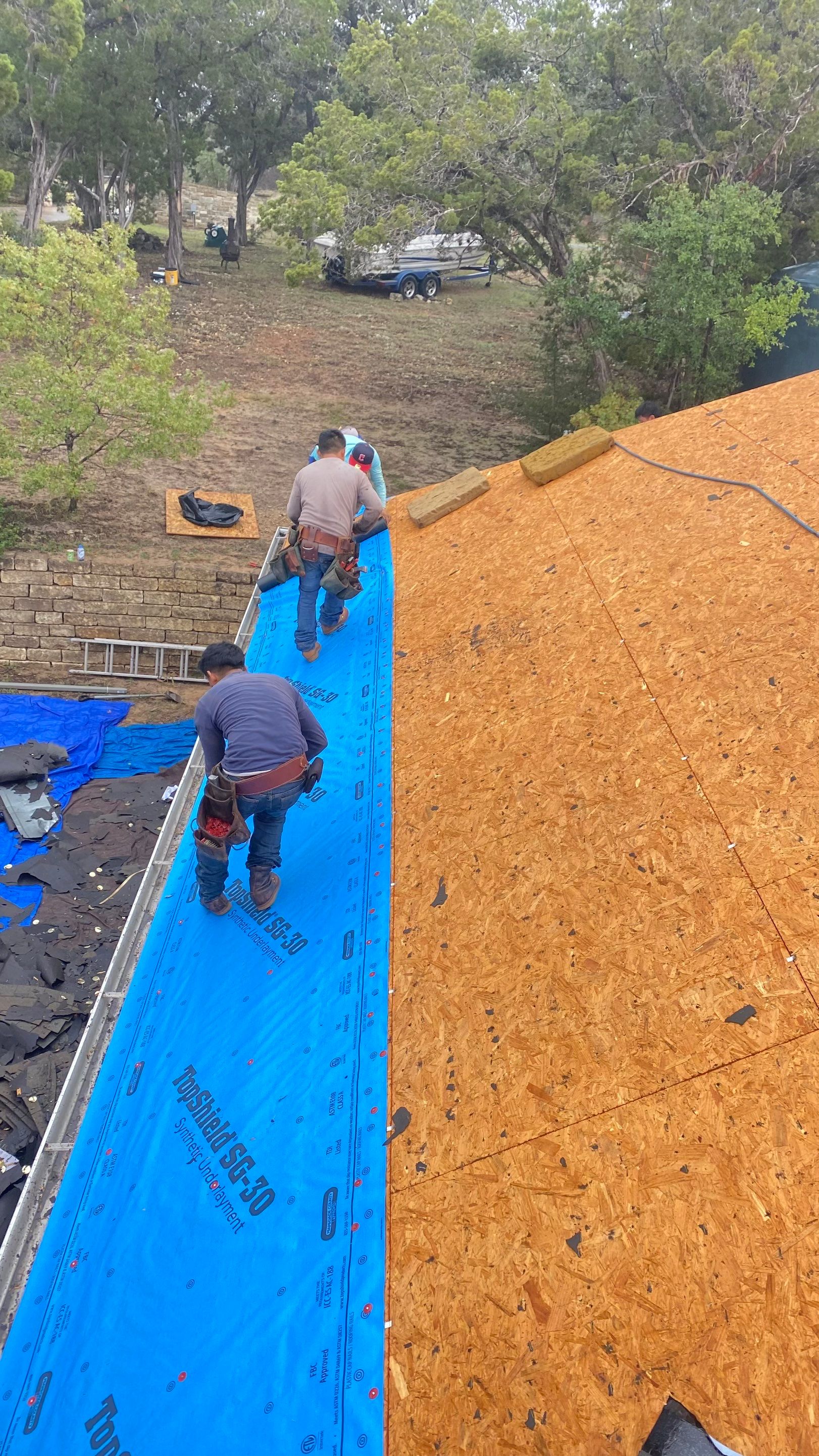 Residential Roof Replacement using Owens Corning 30 year Architectural Shingles by Premier Roofing and Contracting