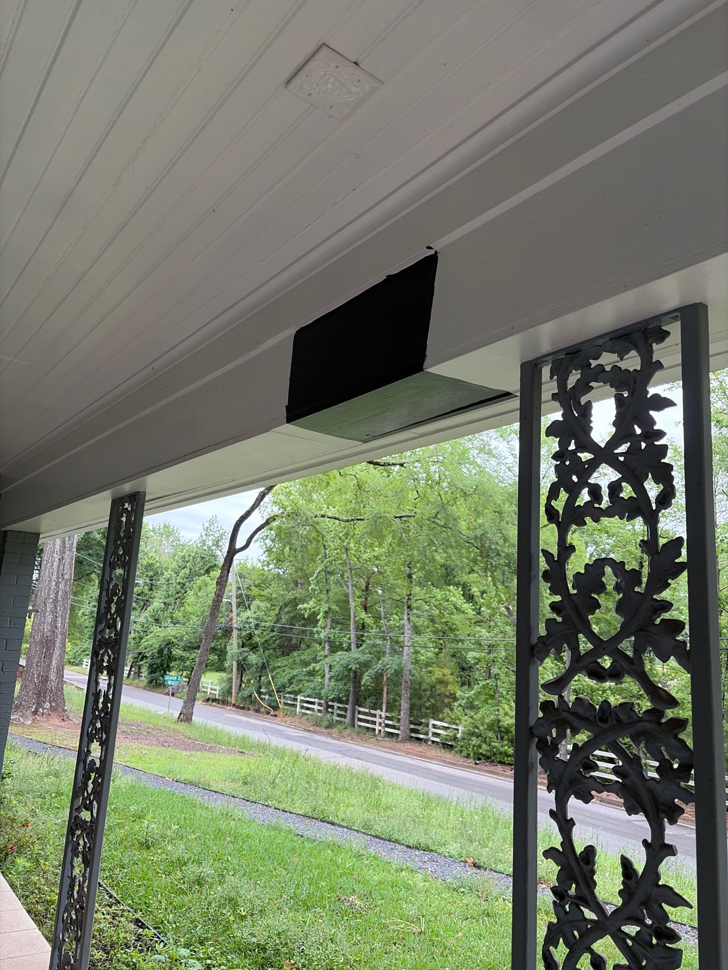 From Gray to Modern White: Exterior Repaint in Tyler, TX by Quality Coats Painting