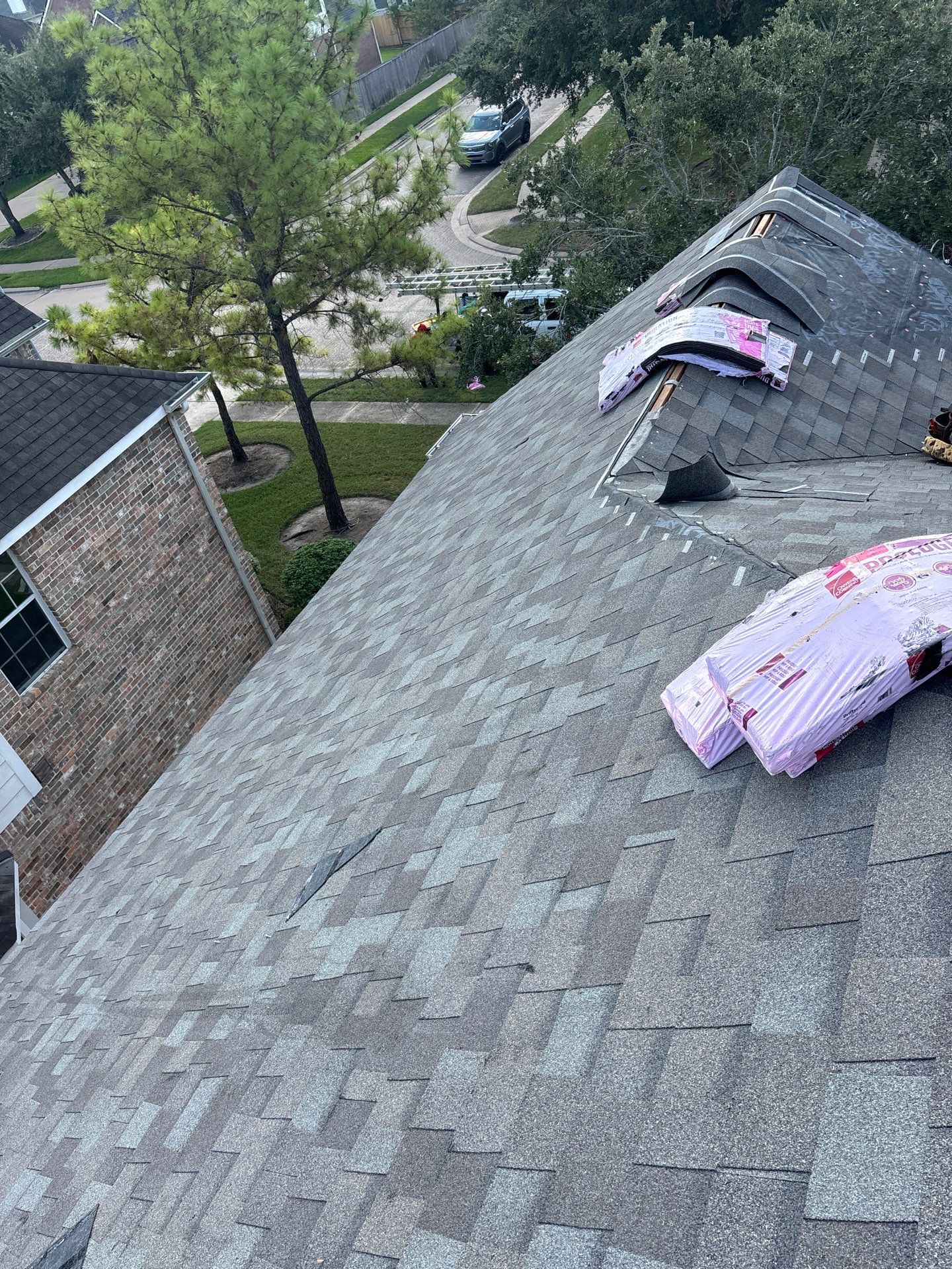 Residential Roofing Installation using Owen's Corning Duration (Lifetime) Shingles by Roof Repair Company
