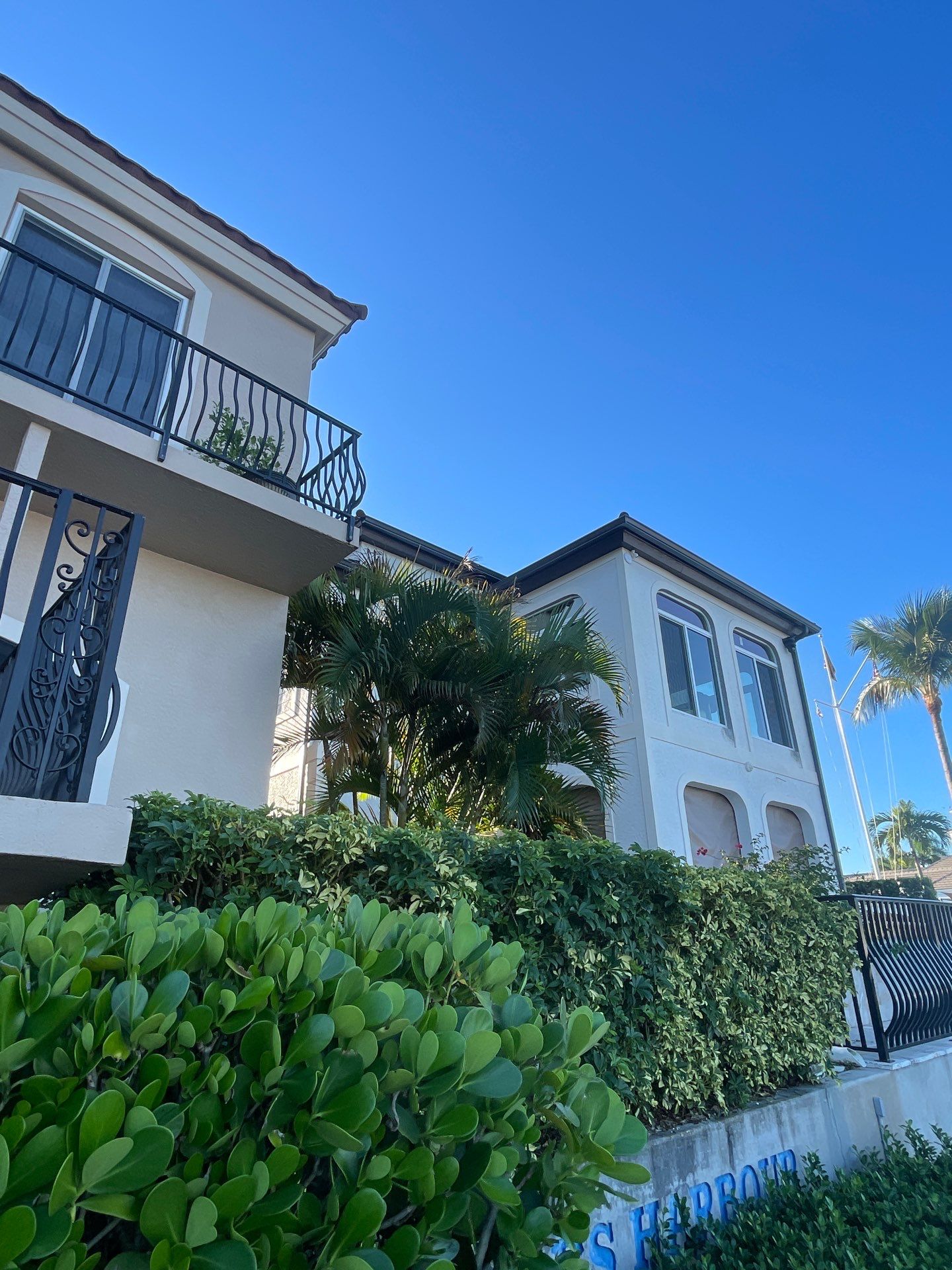 Black Aluminum Gutters Installed by Gutter Professor in Fort Myers FL by Gutter Professors