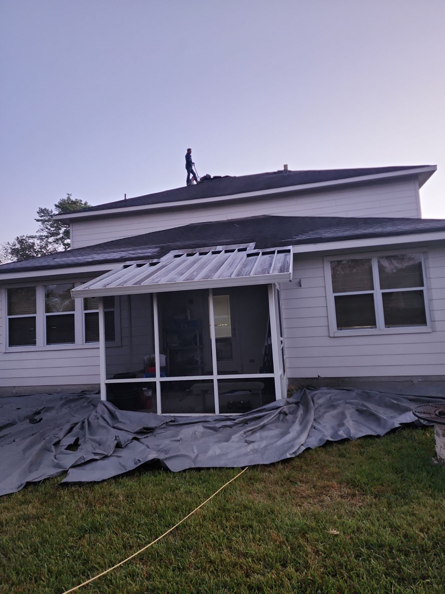 Residential Roofing Installation using Owen's Corning Duration (Lifetime) Shingles by Roof Repair Company