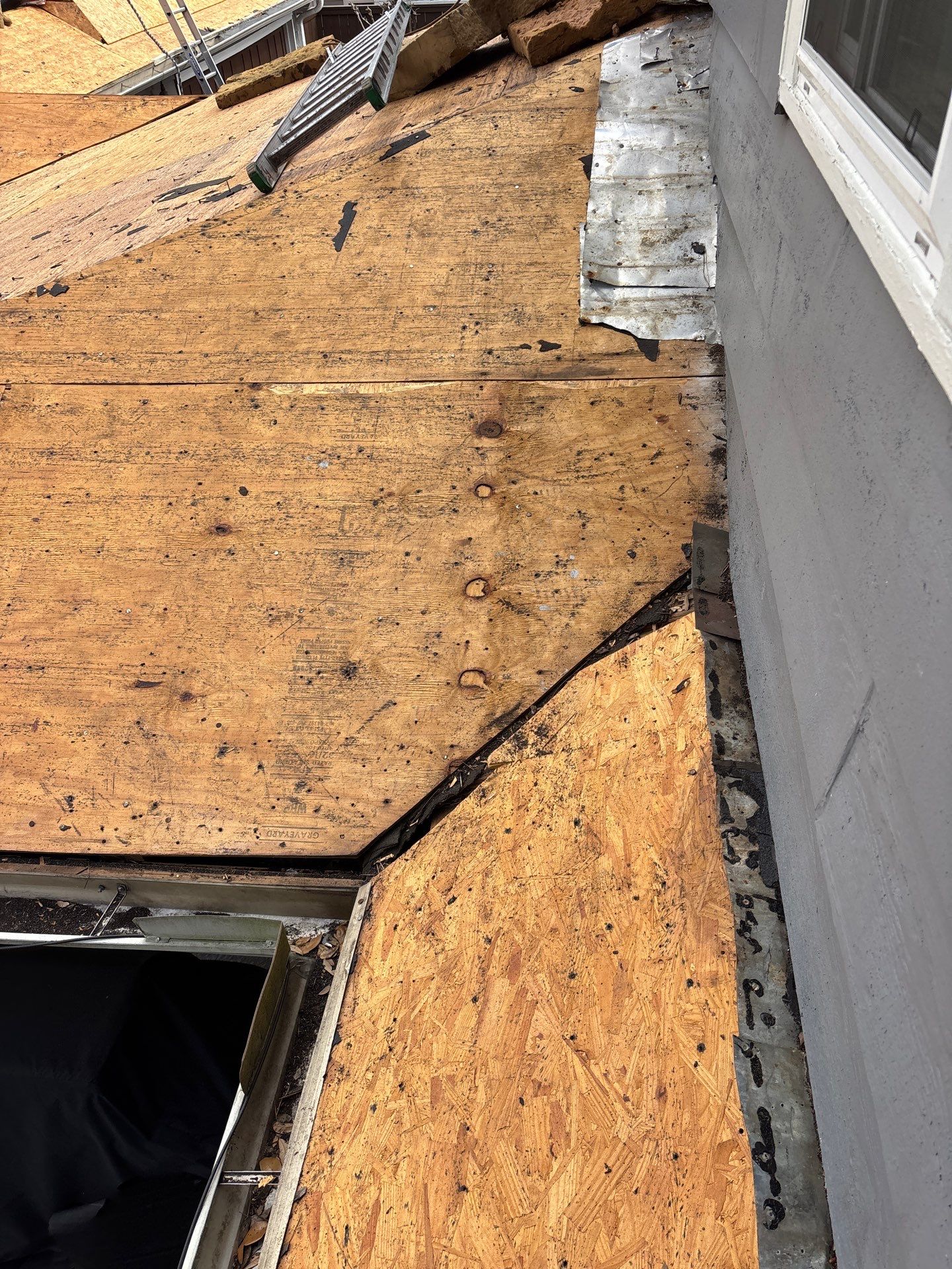 Roof Replacement Houston by Roof Repair Company