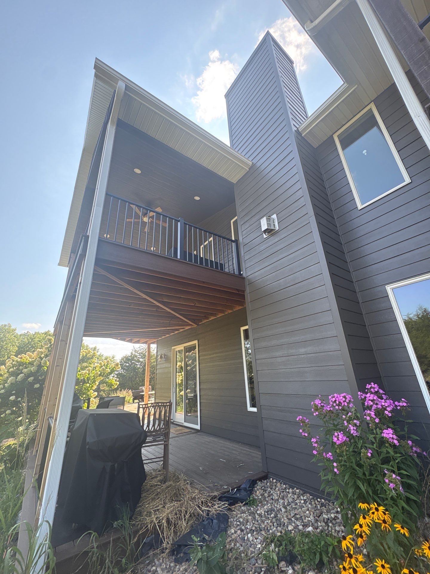Sioux Falls Residential Exterior Painting and Siding Refresh by Select Painting, Coatings & Garage Cabinets
