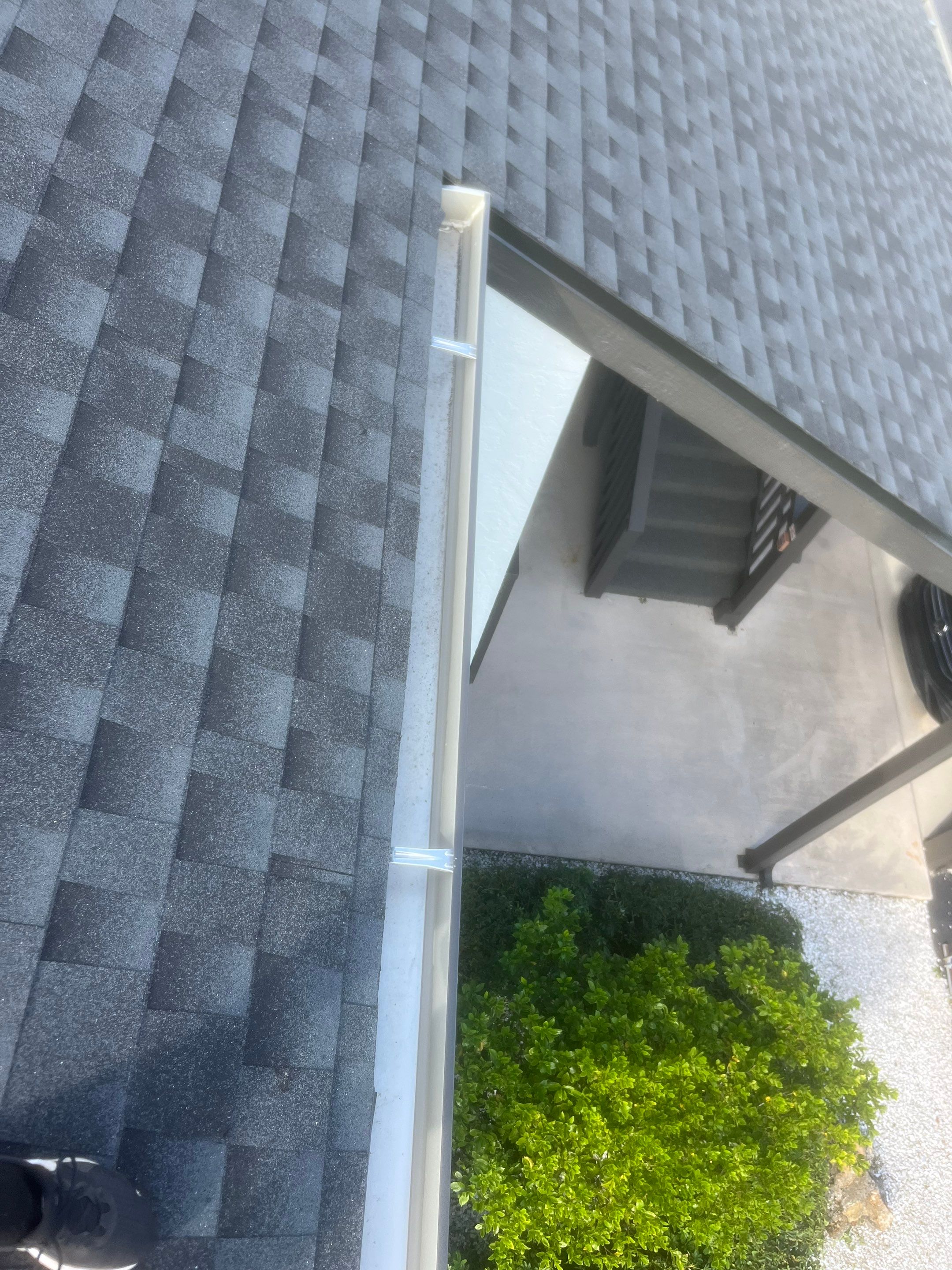 Professional Gutter Cleaning in Fort Myers FL by Gutter Professors