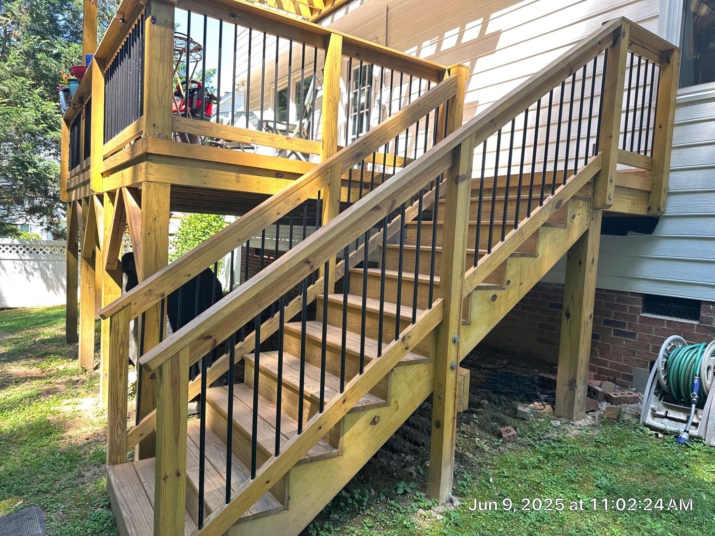 Wood Deck using Wood Sealant by DuraSeal