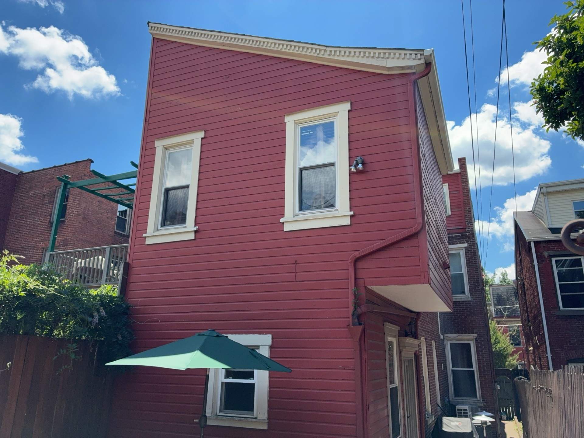 Mastic Ovation Vinyl Siding Renovation for Pittsburgh Rowhome by Ideal Siding Pittsburgh