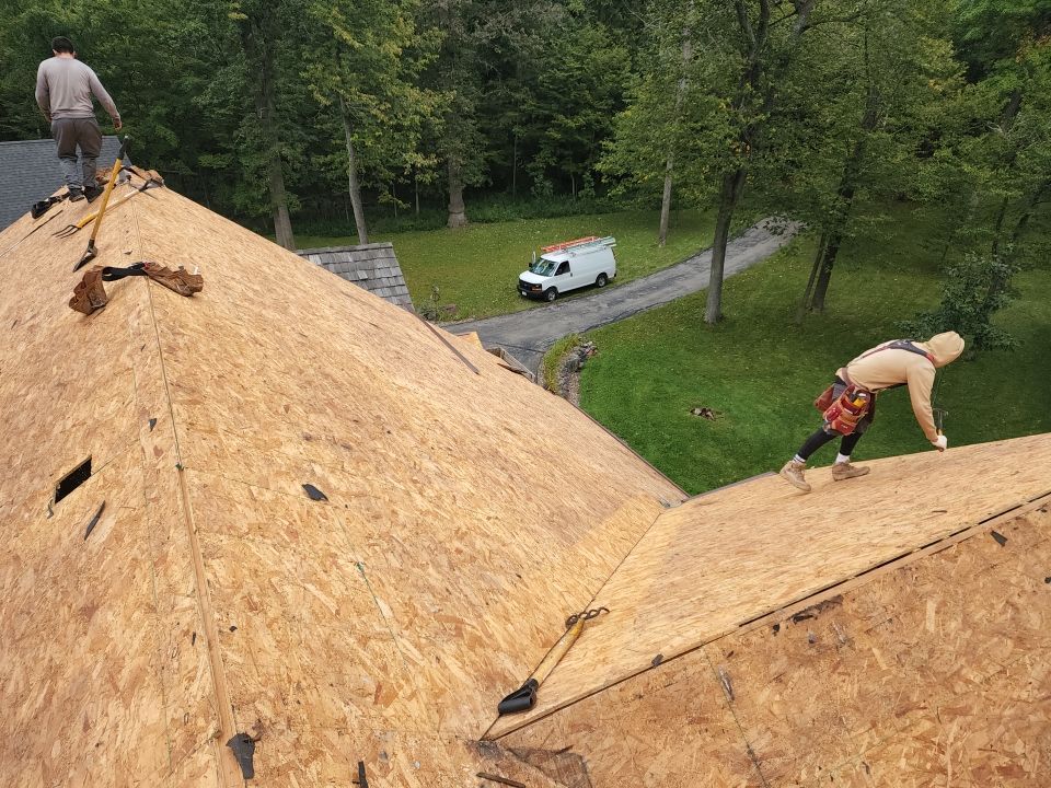 Roof Installation on Home, Garages, and Gazebo with GAF HDZ Shingles in Cedarburg, WI by Gellings Roofing and Siding LLC