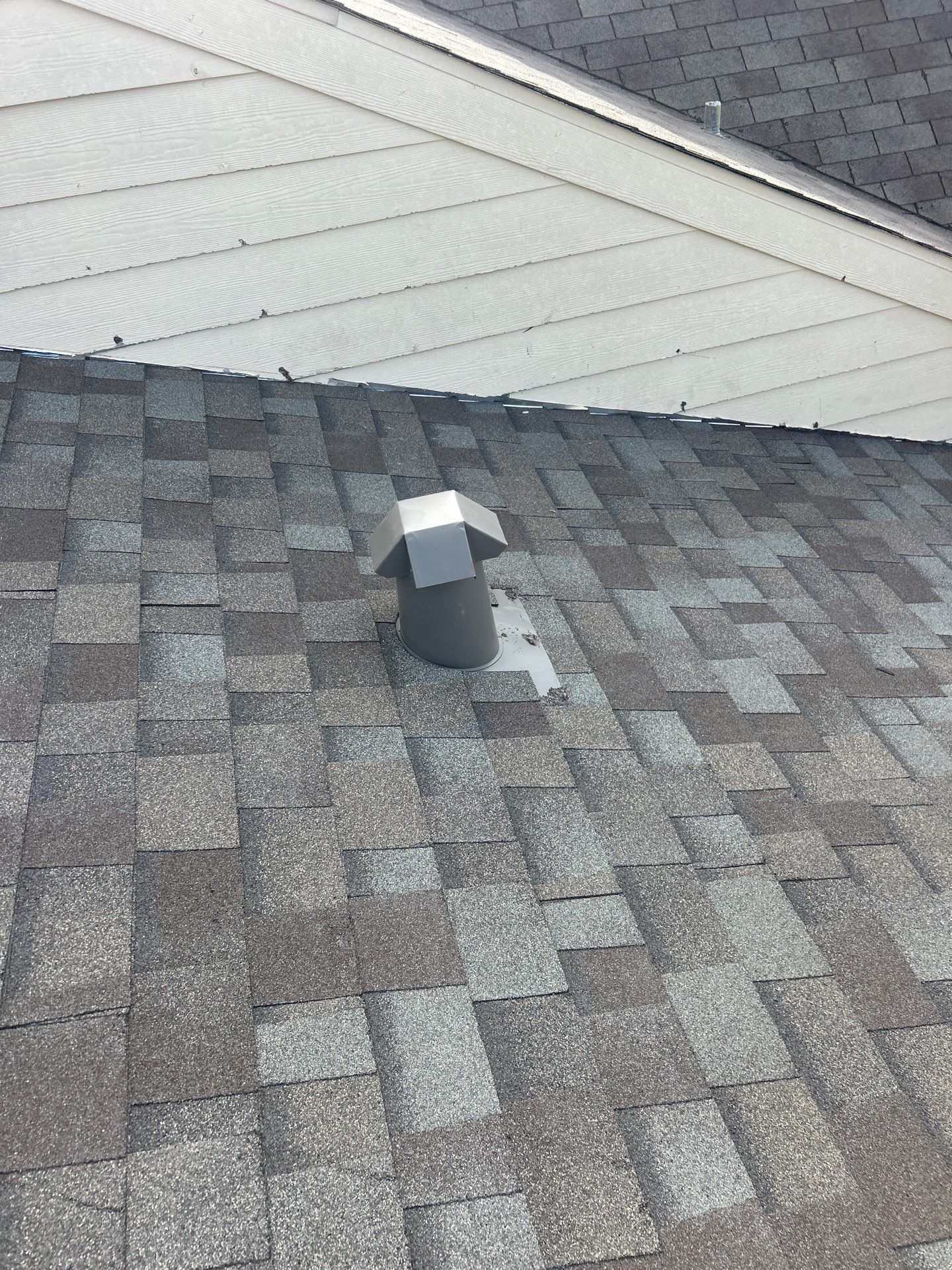 Residential Roofing Installation using Owen's Corning Duration (Lifetime) Shingles by Roof Repair Company