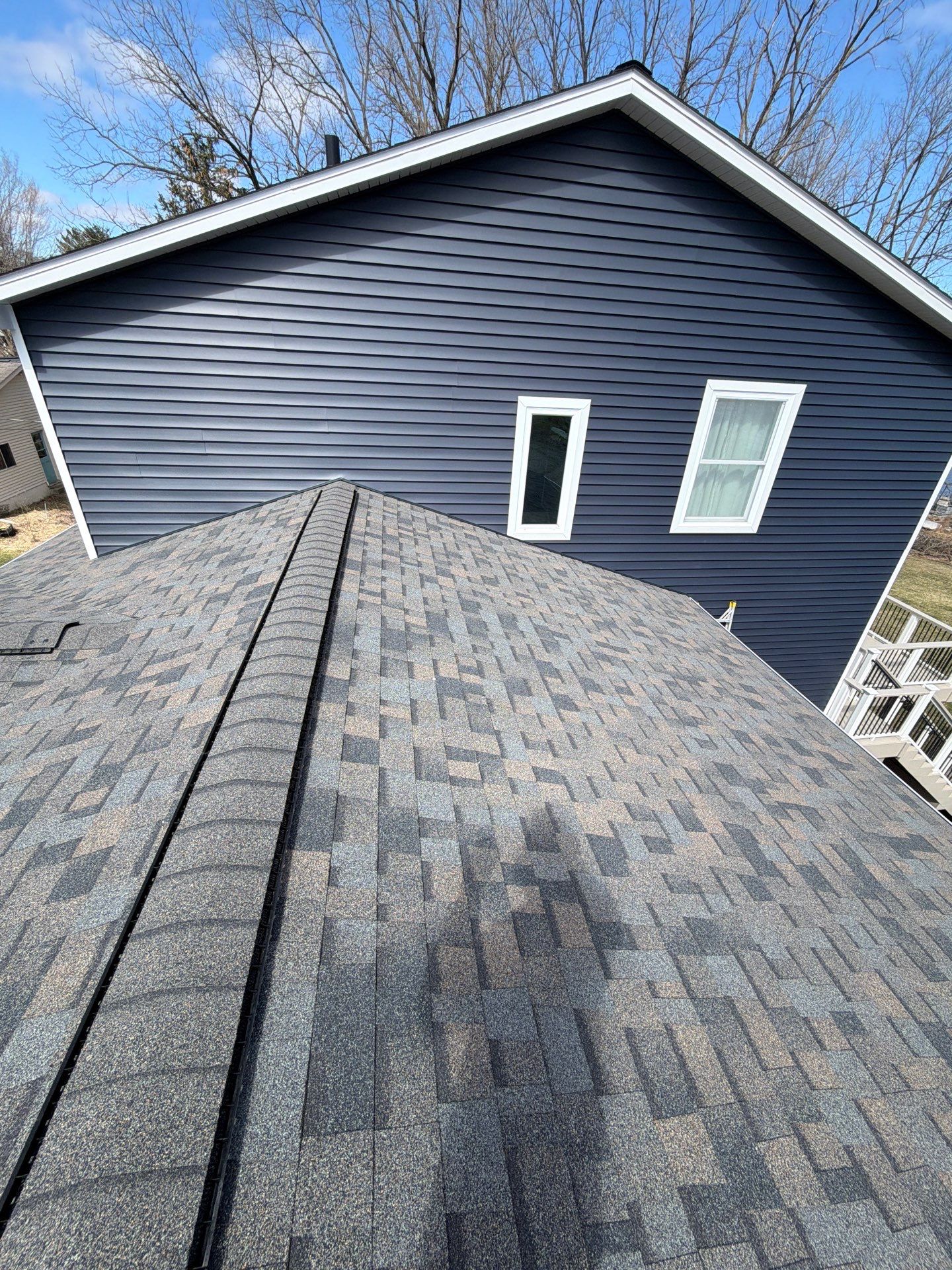 Siding Replacement using Alside Charter Oak D4.5" by 180 Contractors
