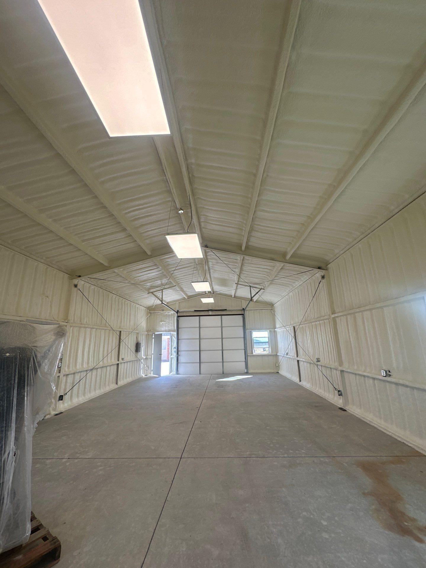 2" close cell foam on this new shop Sanger Tx  by Apex Insulation Solutions